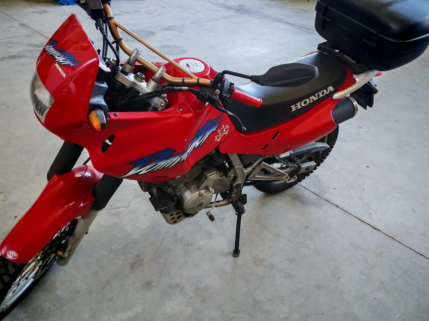 Honda NX 650 Dominator - 1