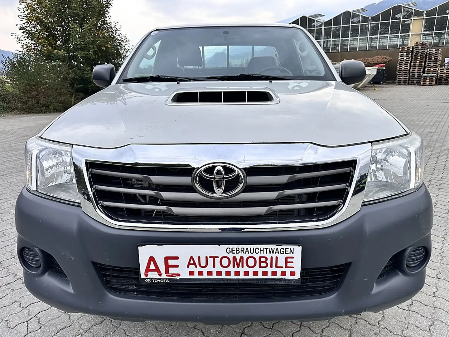 Toyota Hilux X-tra Cab Country 4x4 2,5 D-4D 145 Grau - 2