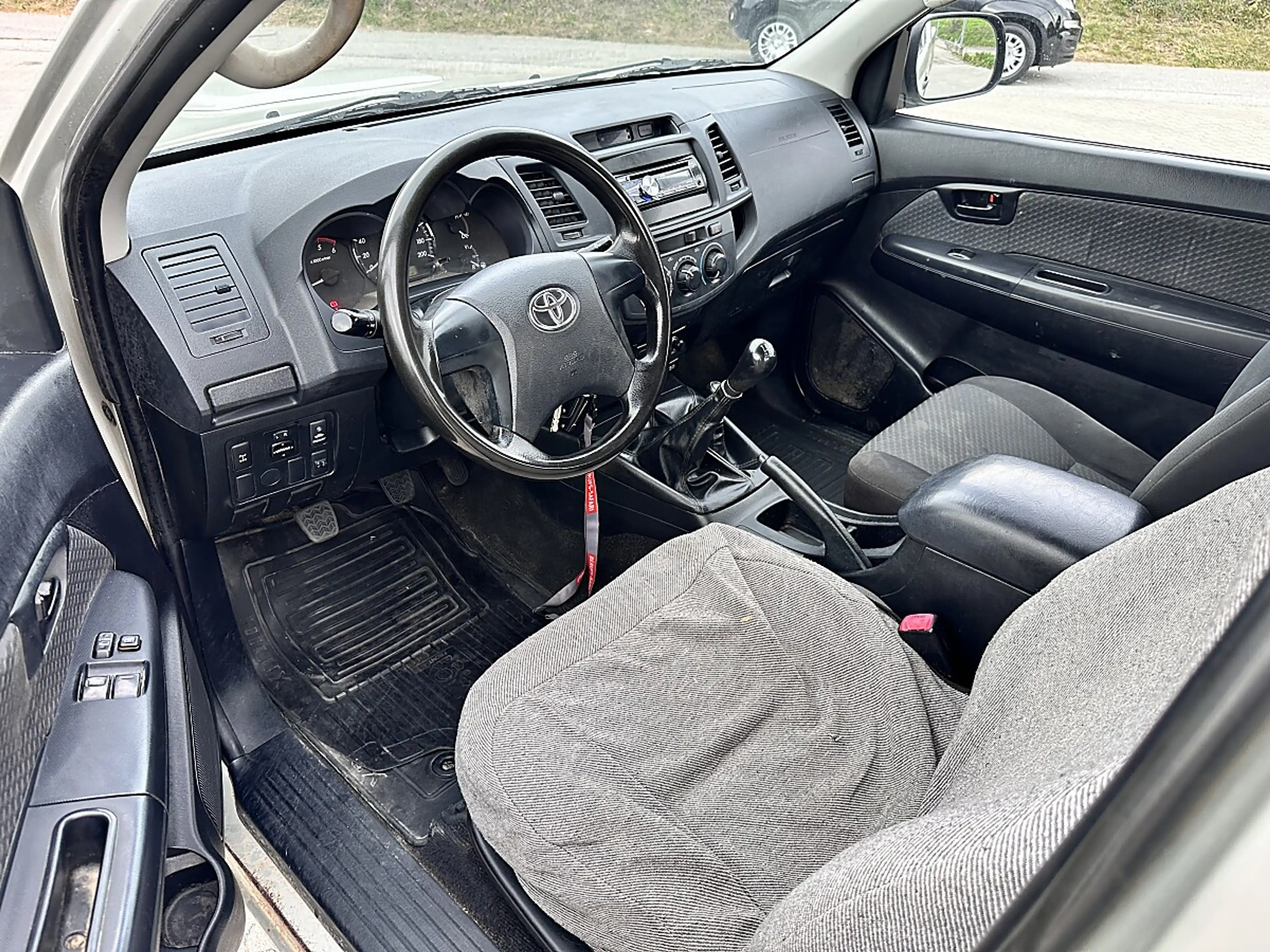 Toyota Hilux X-tra Cab Country 4x4 2,5 D-4D 145 — photo 11