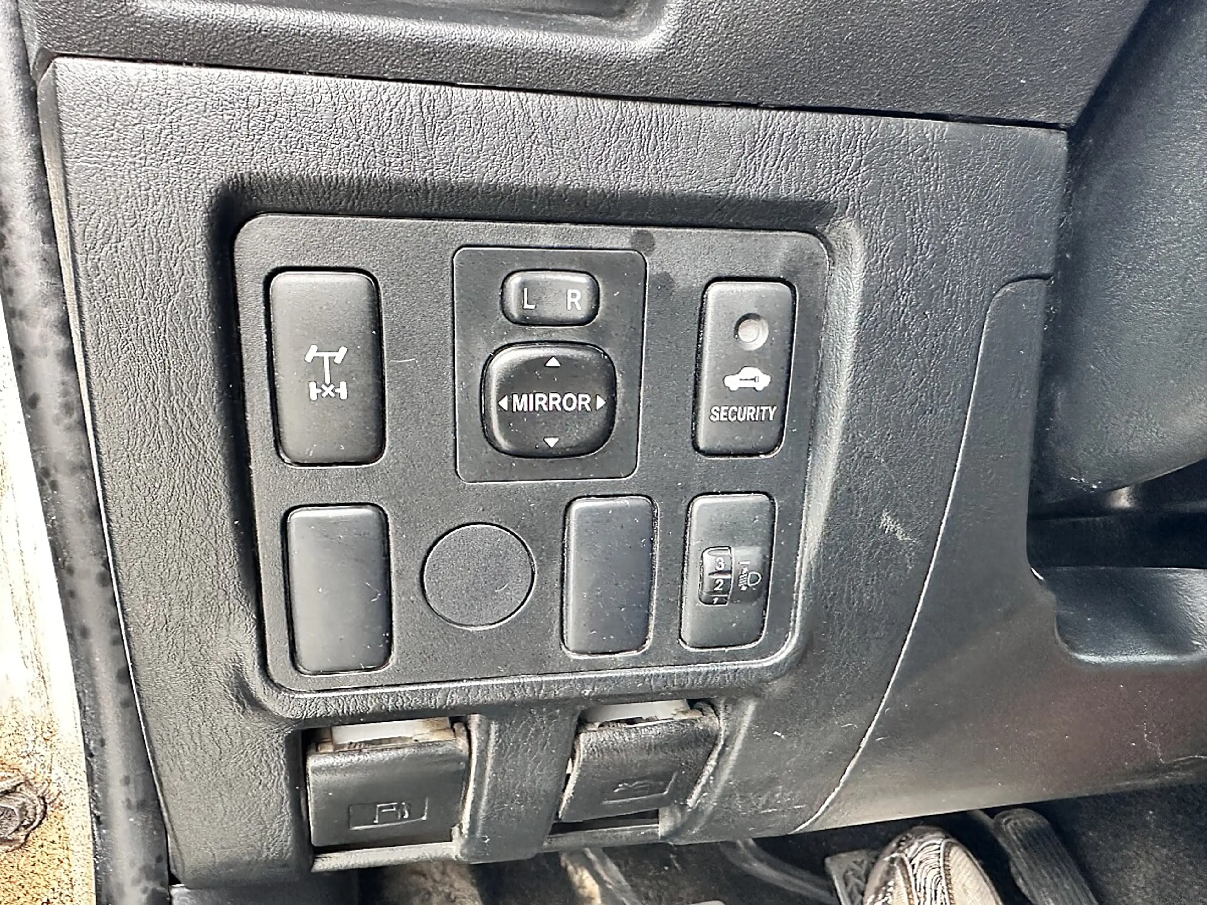 Toyota Hilux X-tra Cab Country 4x4 2,5 D-4D 145 — photo 13