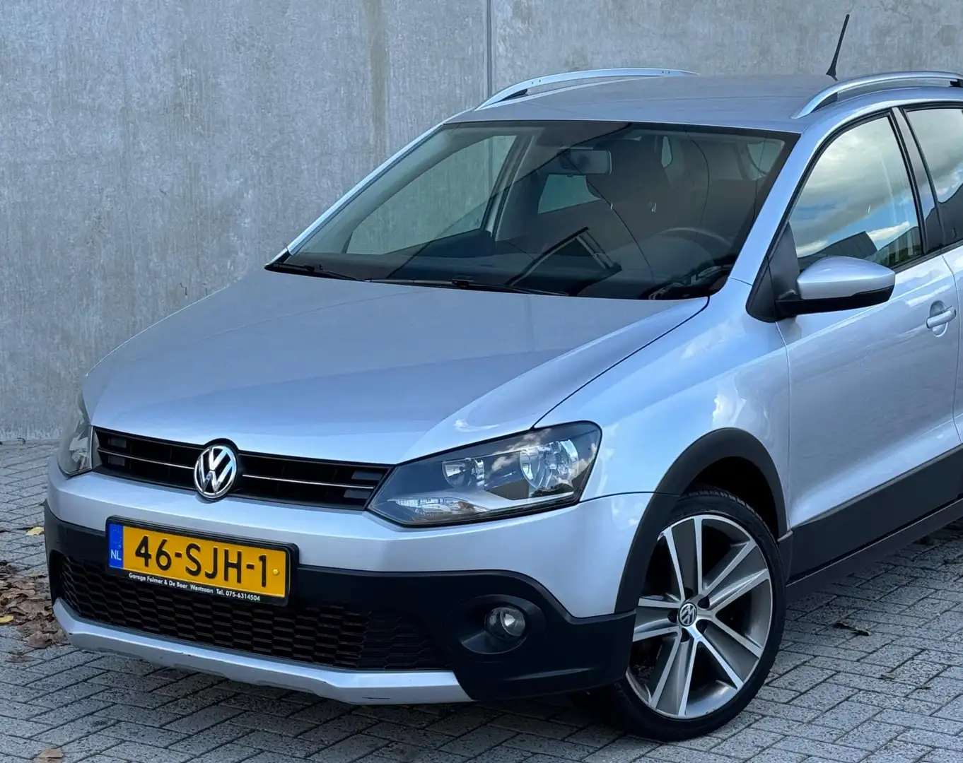 Volkswagen Polo Cross 1.4-16V 2012 5D Grijs 62DKM NAP|CLIMA Gris - 2