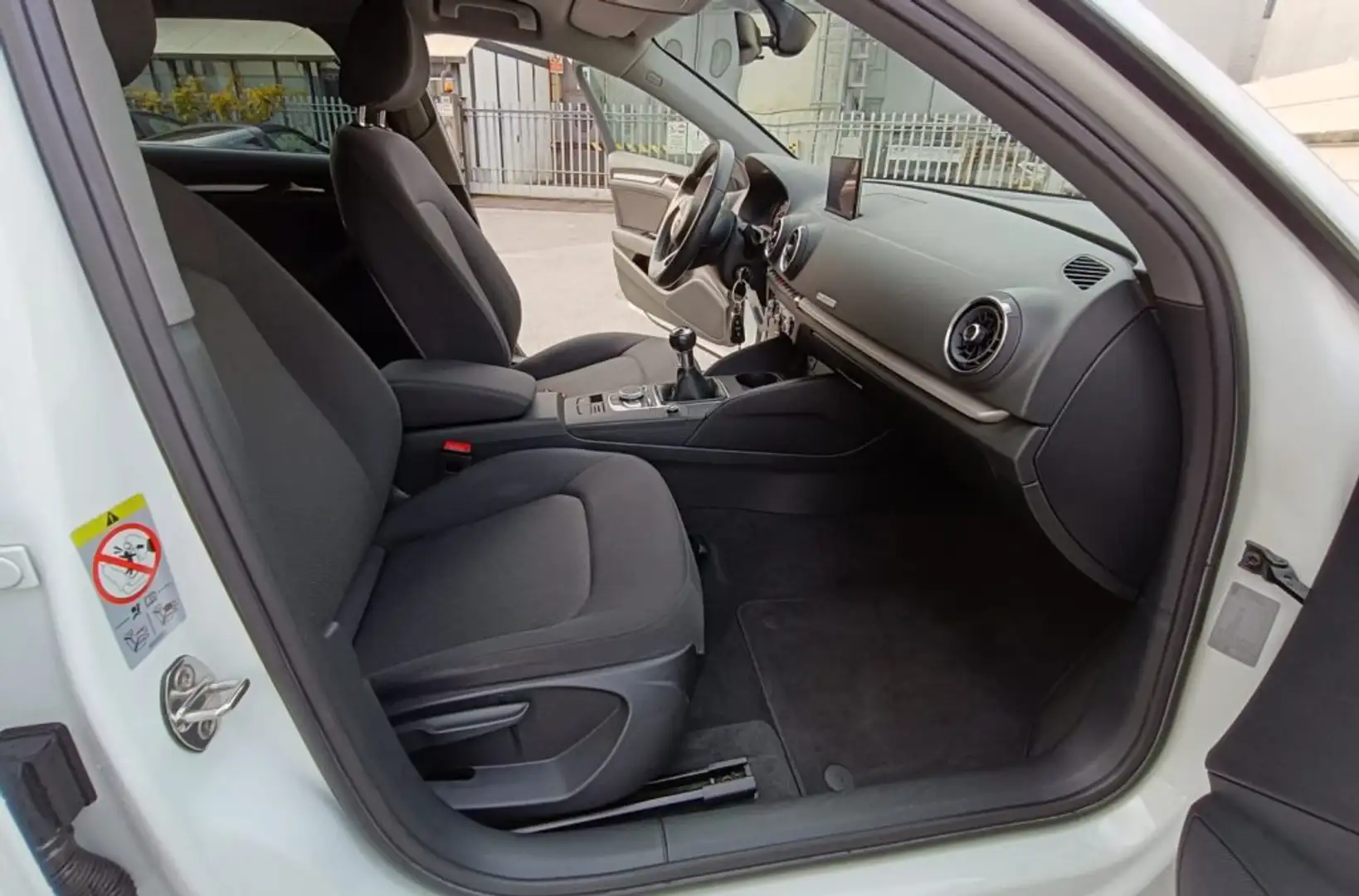 Audi A3 SPB 35 TFSI COD Business S. BACK Blanc - 2