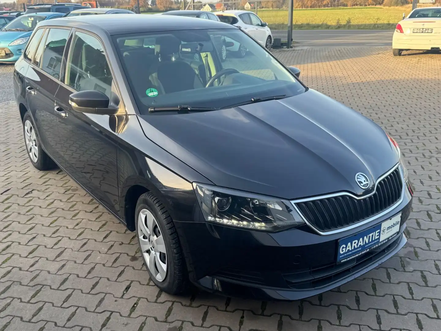 Skoda Fabia Combi Ambition Zahrniemen und Tüv Neu Gara Schwarz - 2