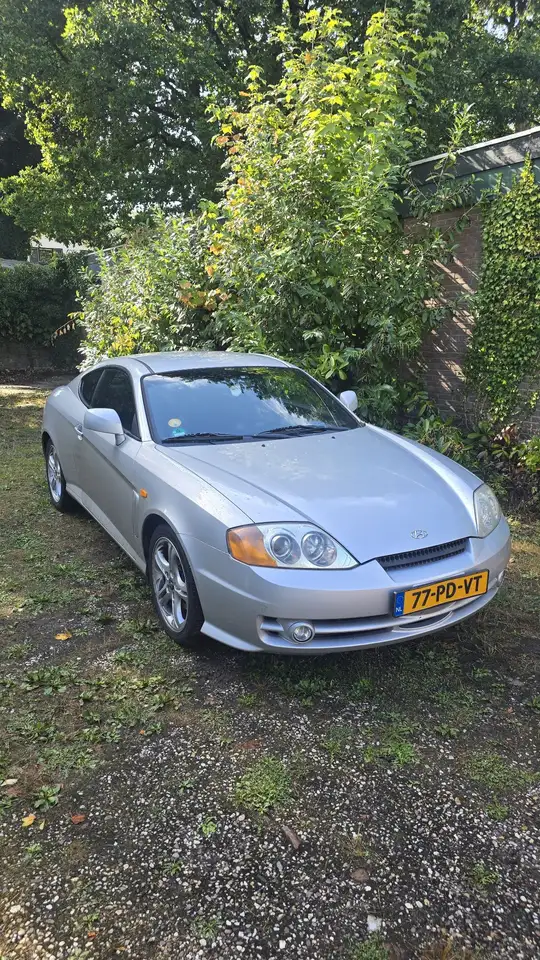 Hyundai Coupe
