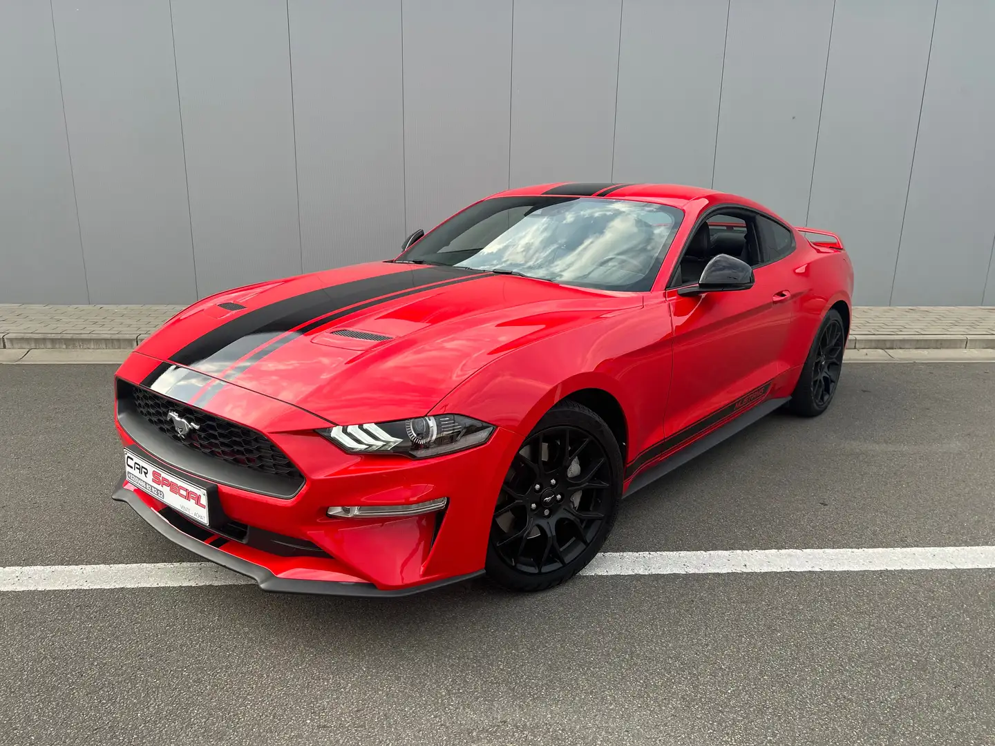 Ford Mustang 2.3 EcoBoost(EU6.2) Face lift - Boite Aut - 290 cv Rood - 1