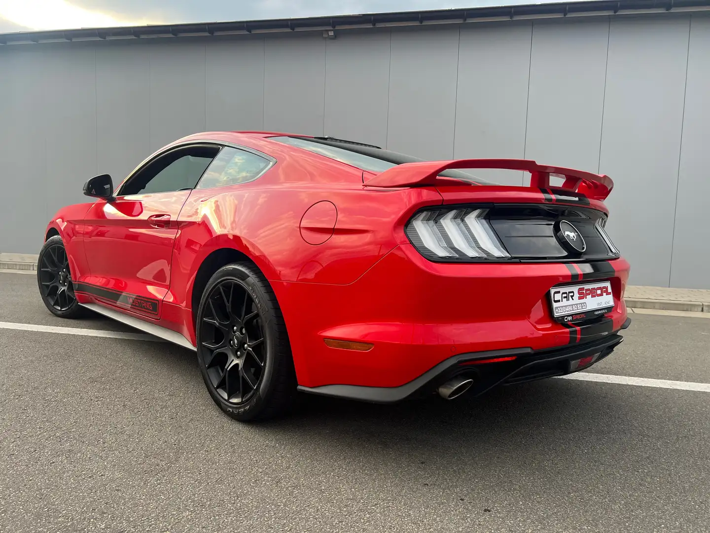 Ford Mustang 2.3 EcoBoost(EU6.2) Face lift - Boite Aut - 290 cv Rojo - 1