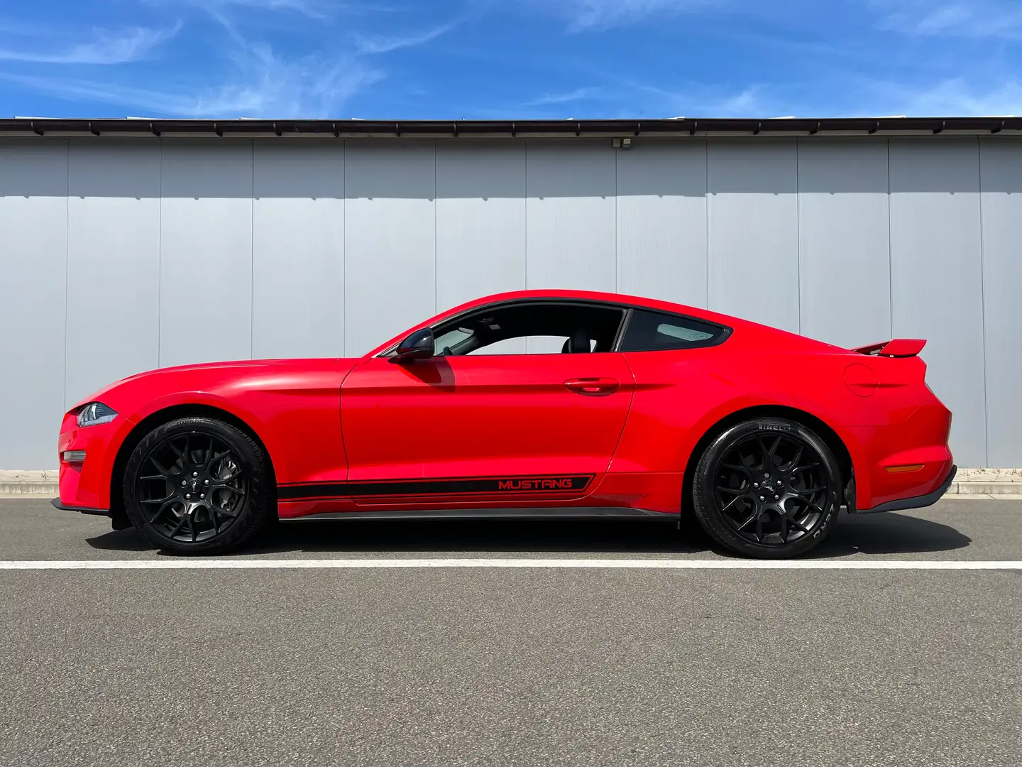 Ford Mustang 2.3 EcoBoost(EU6.2) Face lift - Boite Aut - 290 cv Rood - 2