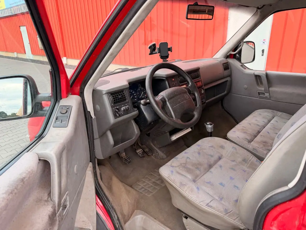Volkswagen T4 Caravelle 2,5-l-Diesel TDI lang Klima 9Sitzer, foto 9