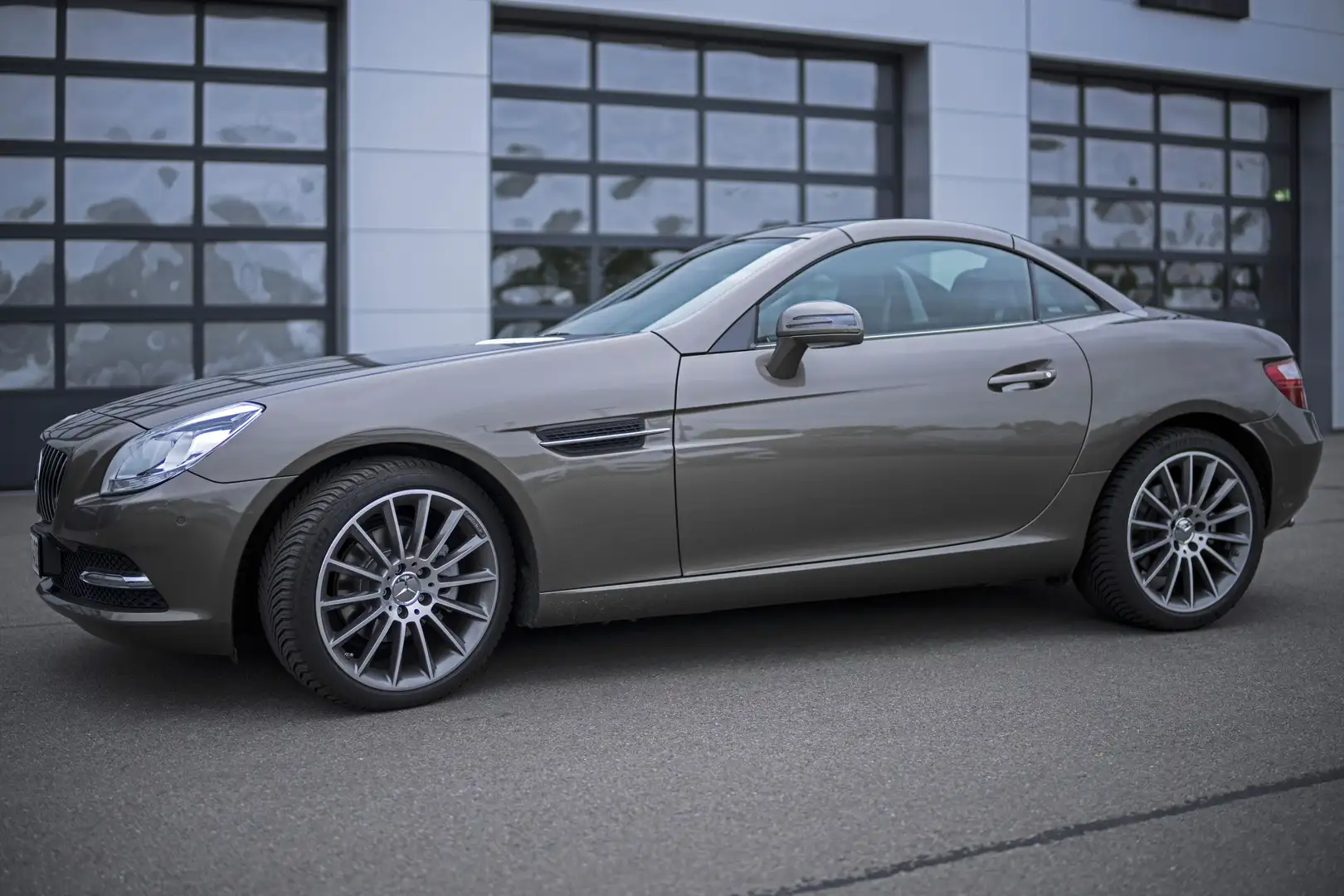 Mercedes-Benz SLK 200 SLK 200 (BlueEFFICIENCY) Šedá - 1