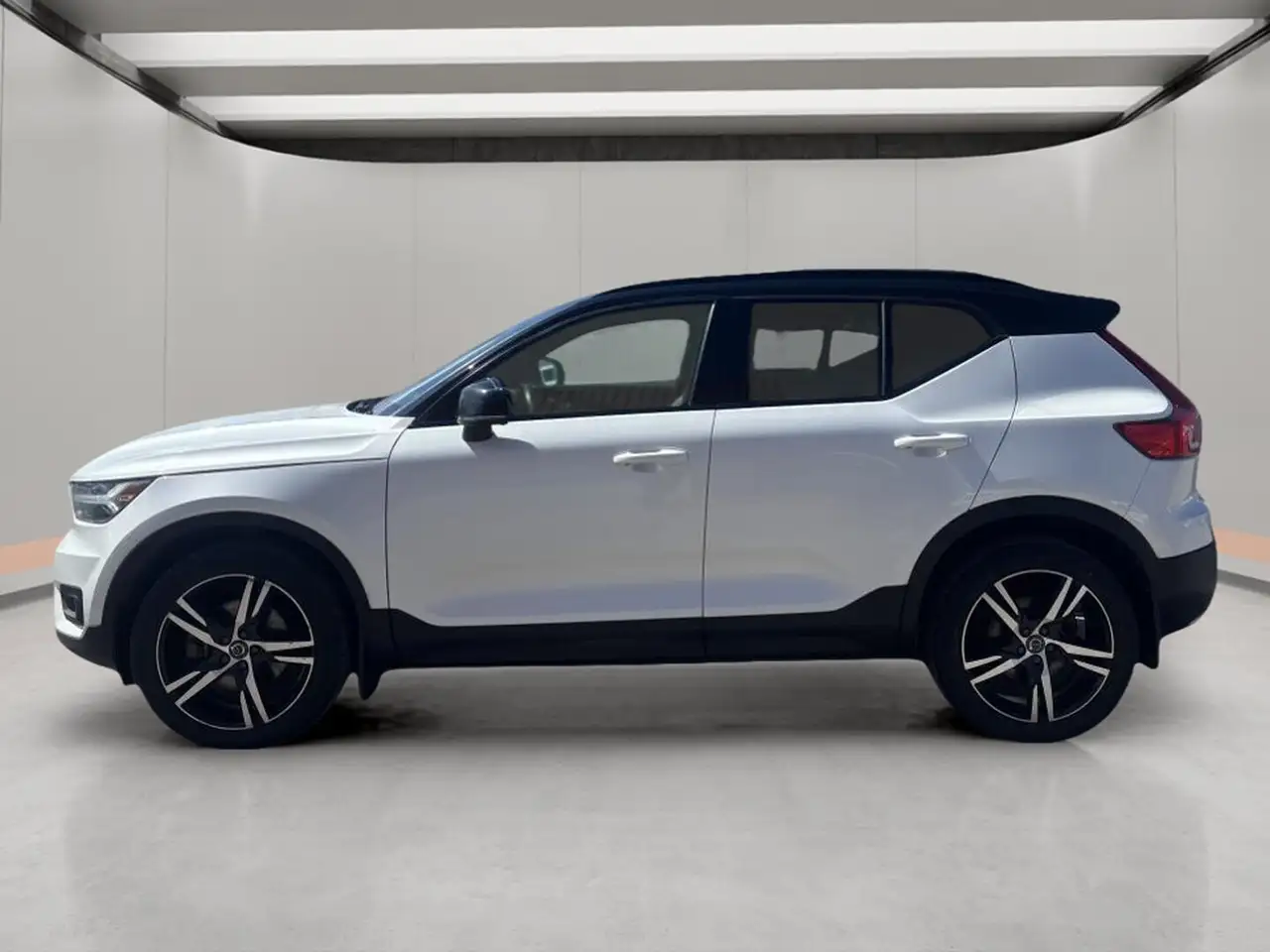 Volvo XC40 снимка Volvo XC40