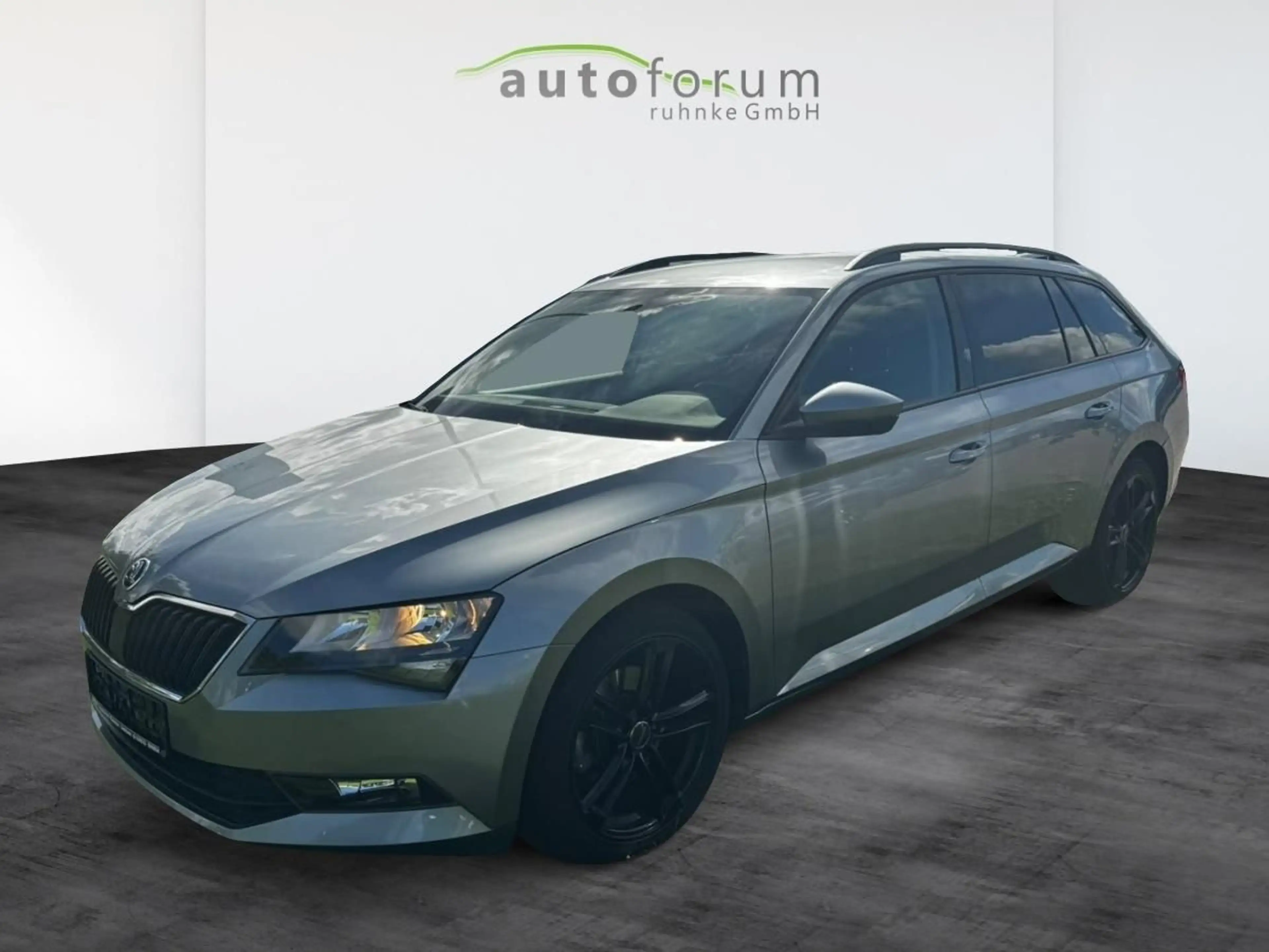 Skoda Superb Combi 1.4 TSI Active 92 kW (125 PS), S...