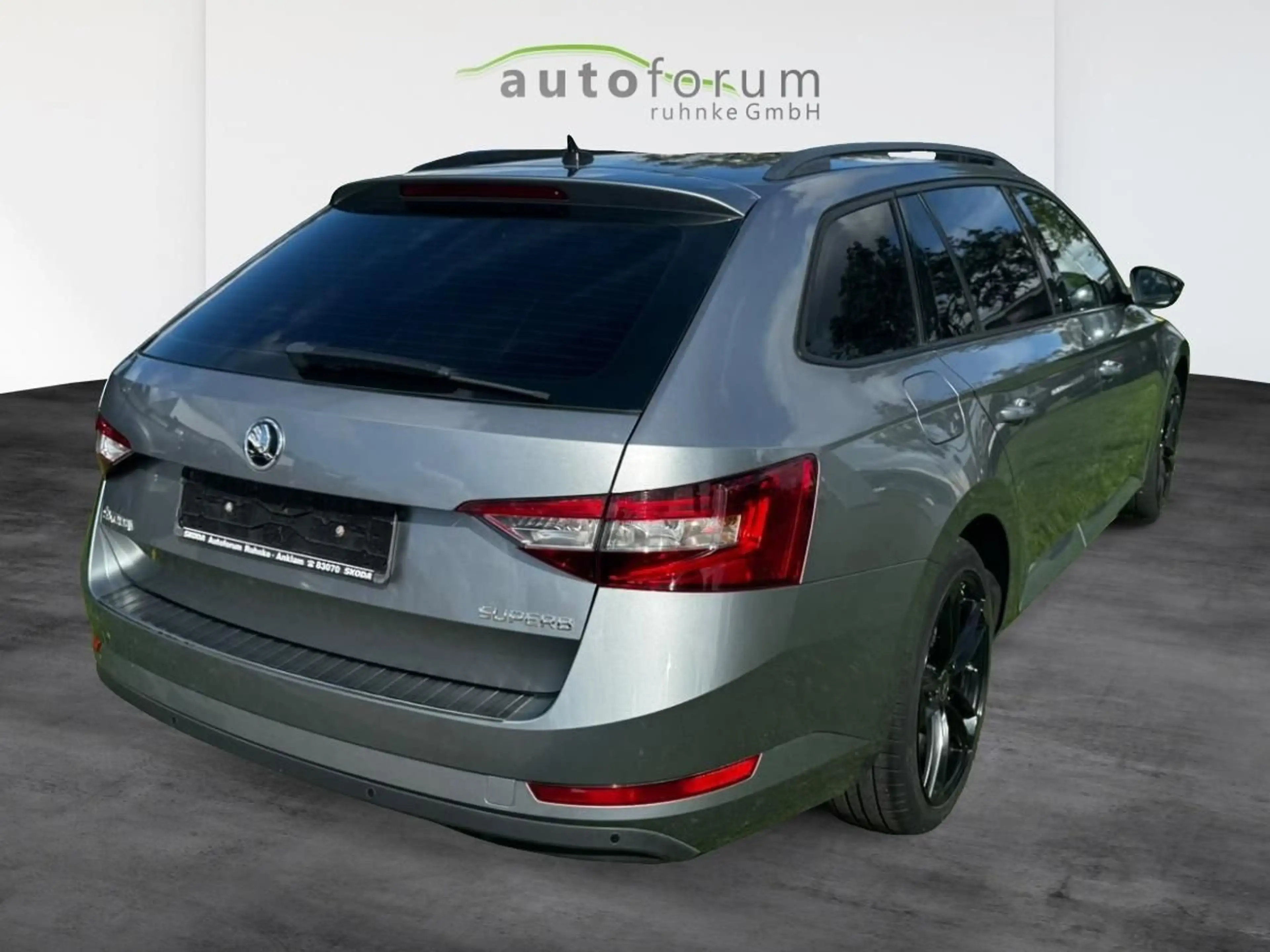 Skoda Superb Combi 1.4 TSI Active 92 kW (125 PS), S... — photo 6