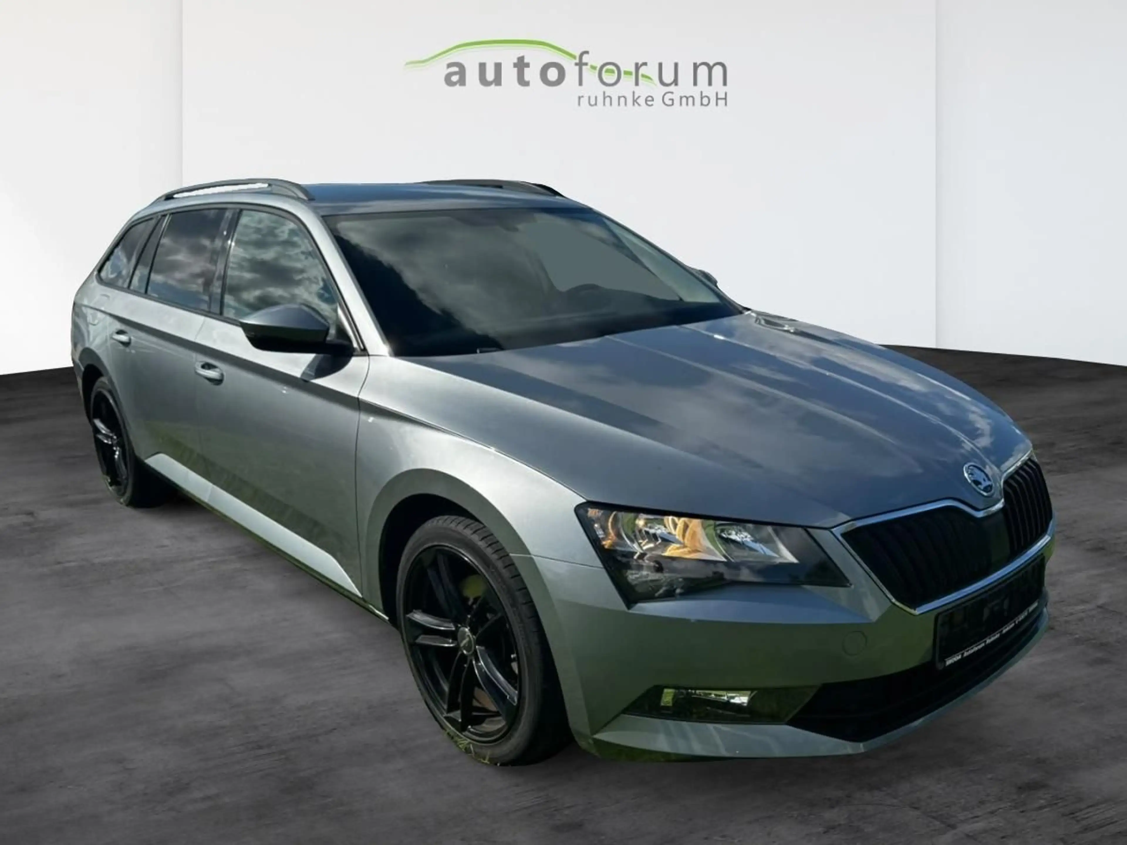 Skoda Superb Combi 1.4 TSI Active 92 kW (125 PS), S... — photo 3