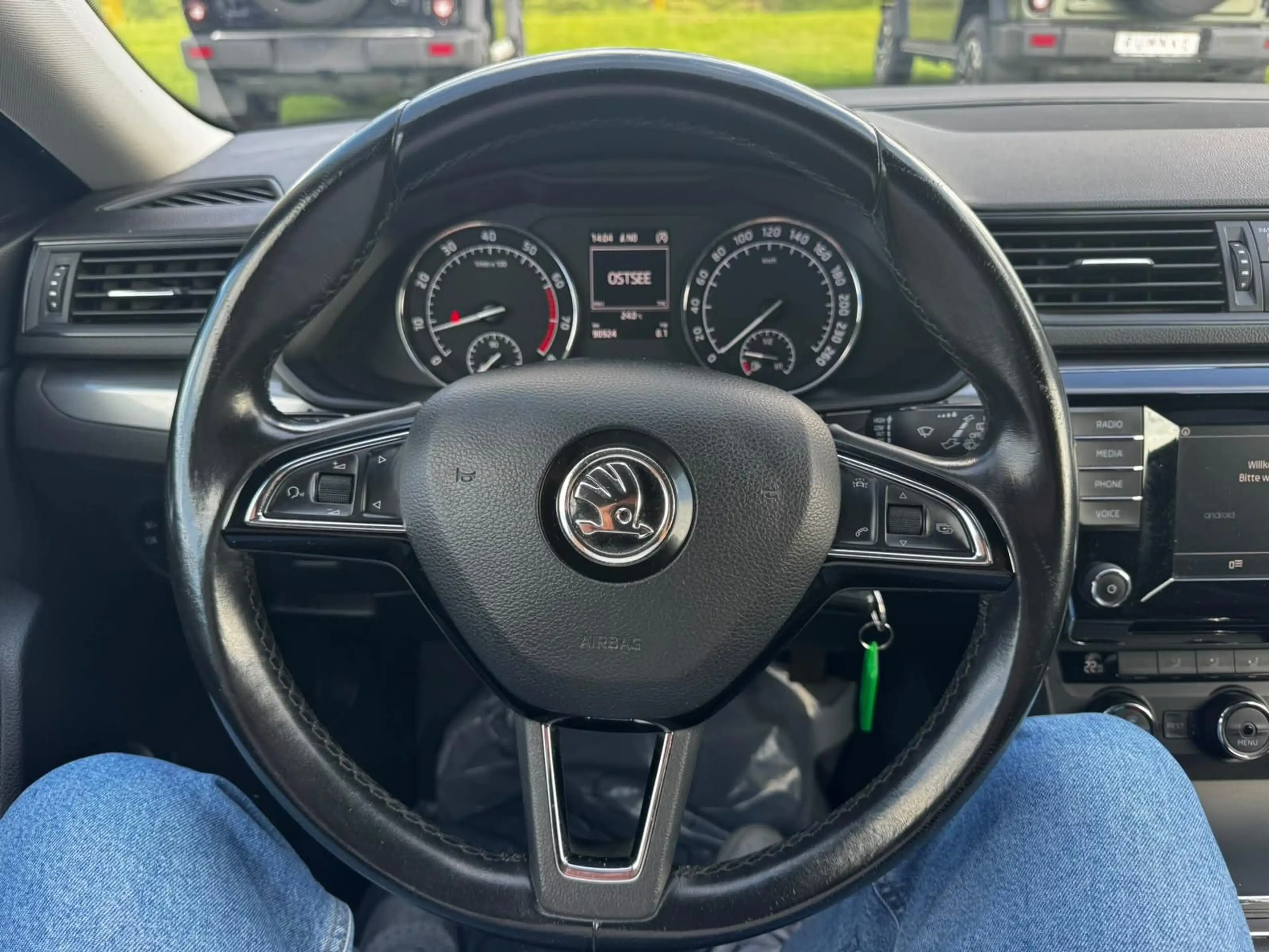Skoda Superb Combi 1.4 TSI Active 92 kW (125 PS), S... — photo 11