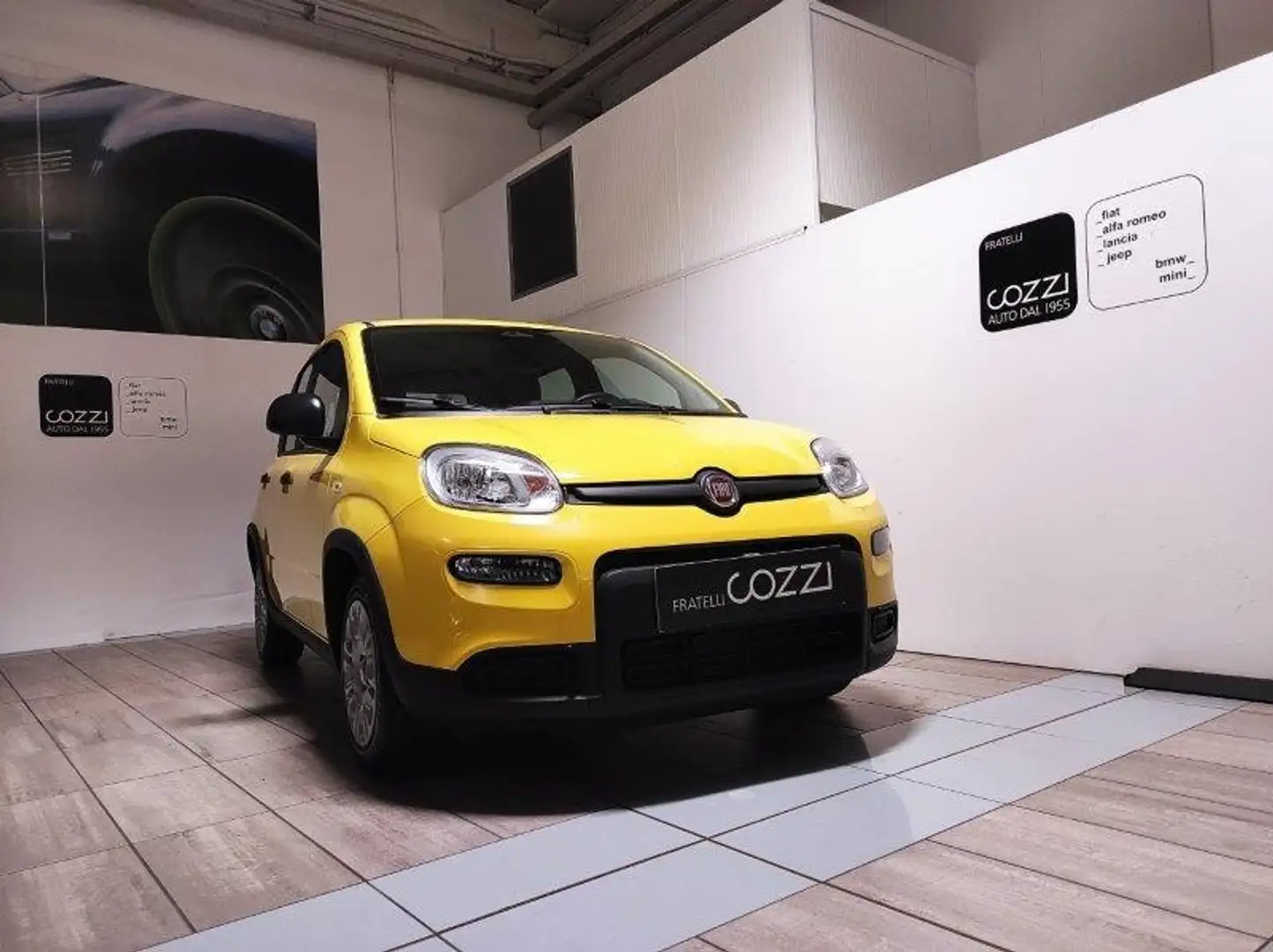 Fiat Panda 3ª serie - Panda 1.0 FireFly S&S Hybrid Giallo - 1