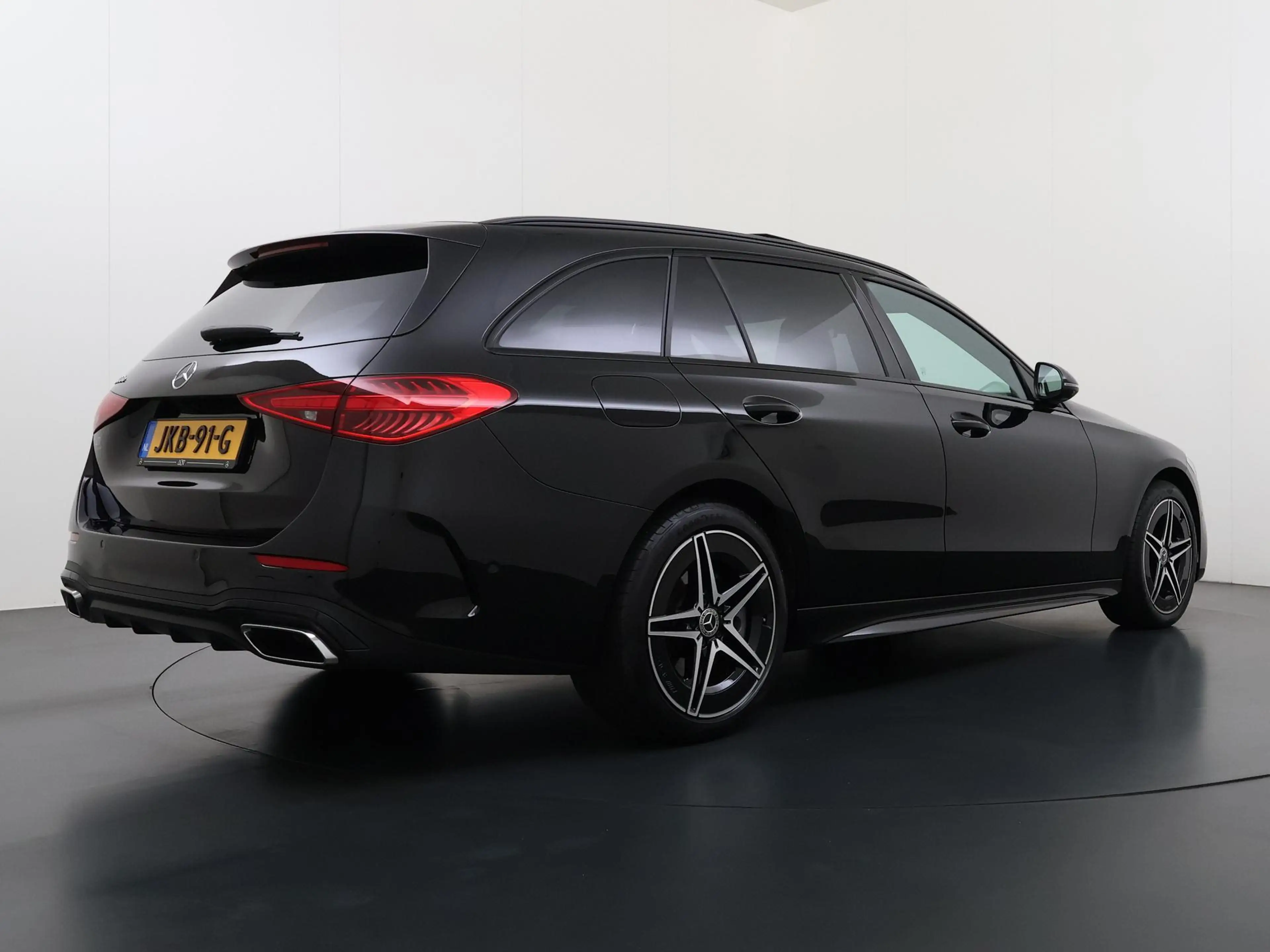 Mercedes-Benz C 300 Estate e Business Solution AMG | Panorama - Schuif — photo 8