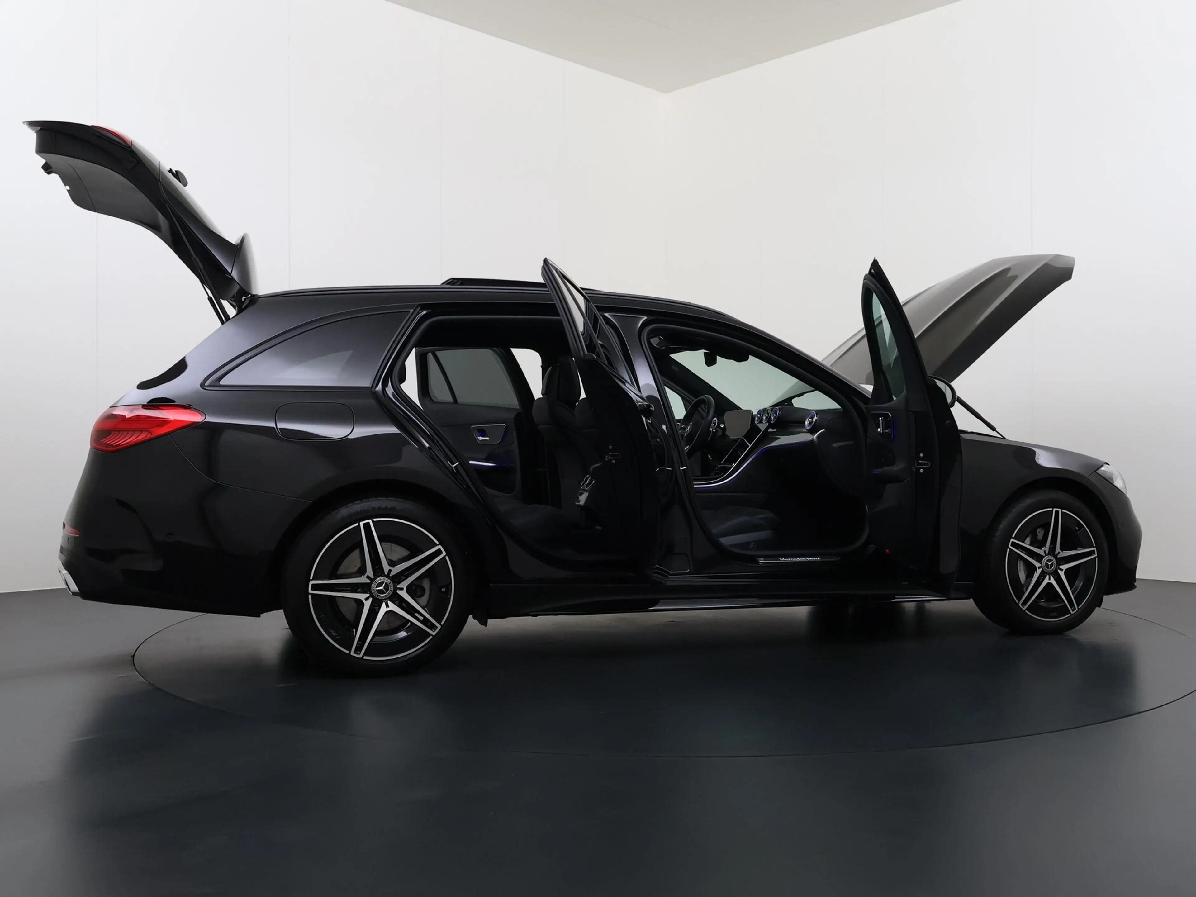 Mercedes-Benz C 300 Estate e Business Solution AMG | Panorama - Schuif — photo 13