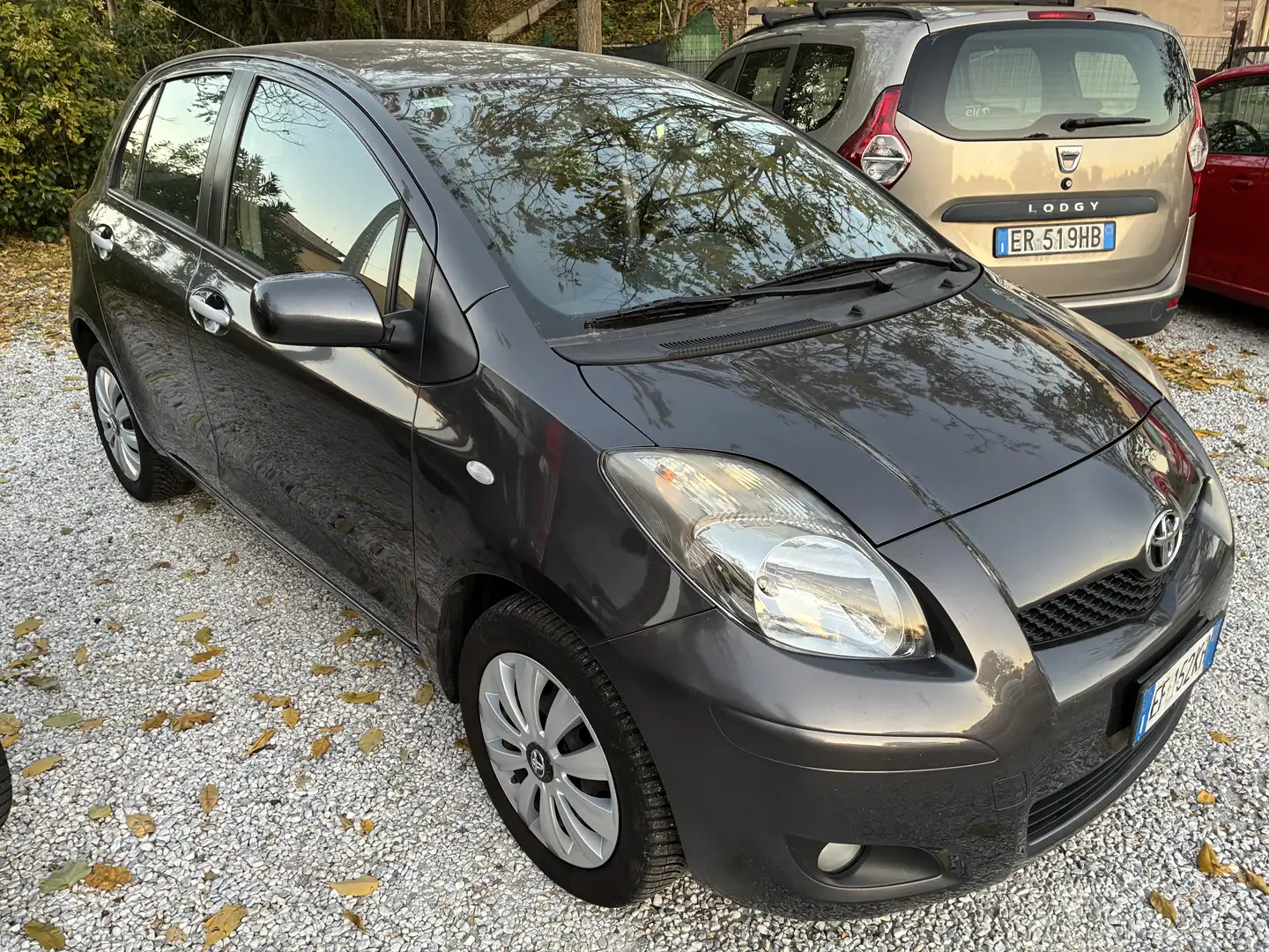 Toyota Yaris 5p 1.0 Sol - 2