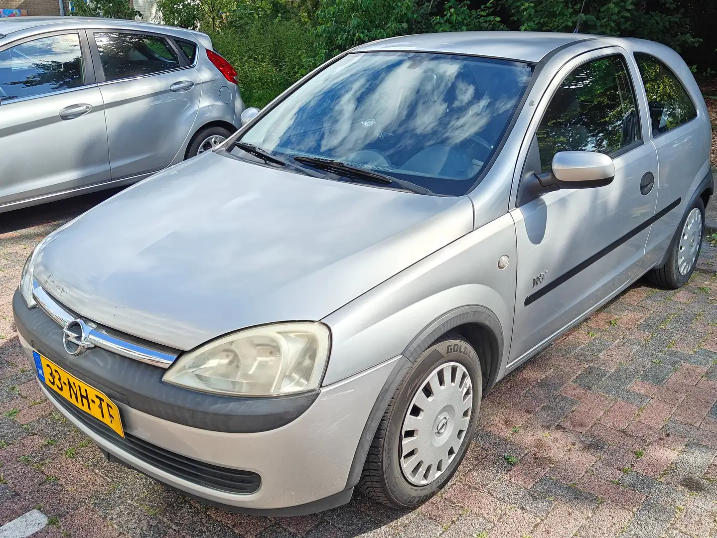 Opel Corsa Corsa 1.2-16V Njoy Zilver - 1
