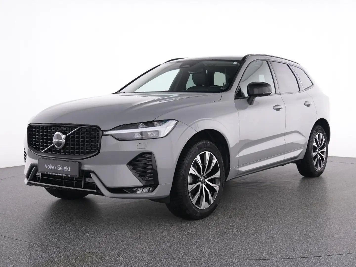 Volvo XC60 B5 AWD Plus Dark Plus Dark+AHK+WINTERPAK+MEMORY+RF Grau - 2