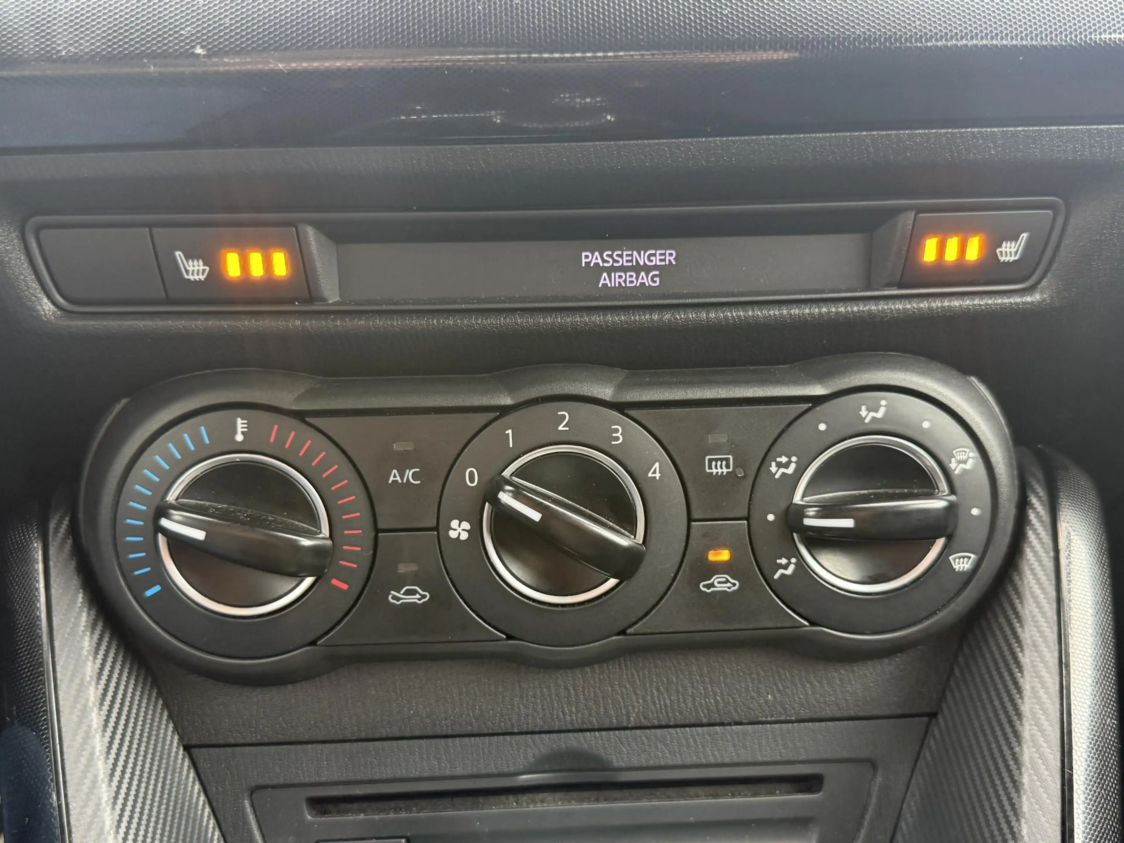 Mazda 2 1.5 Skyactiv-G TS+ / Nieuwe Beurt / Stoelverwarmin — photo 23