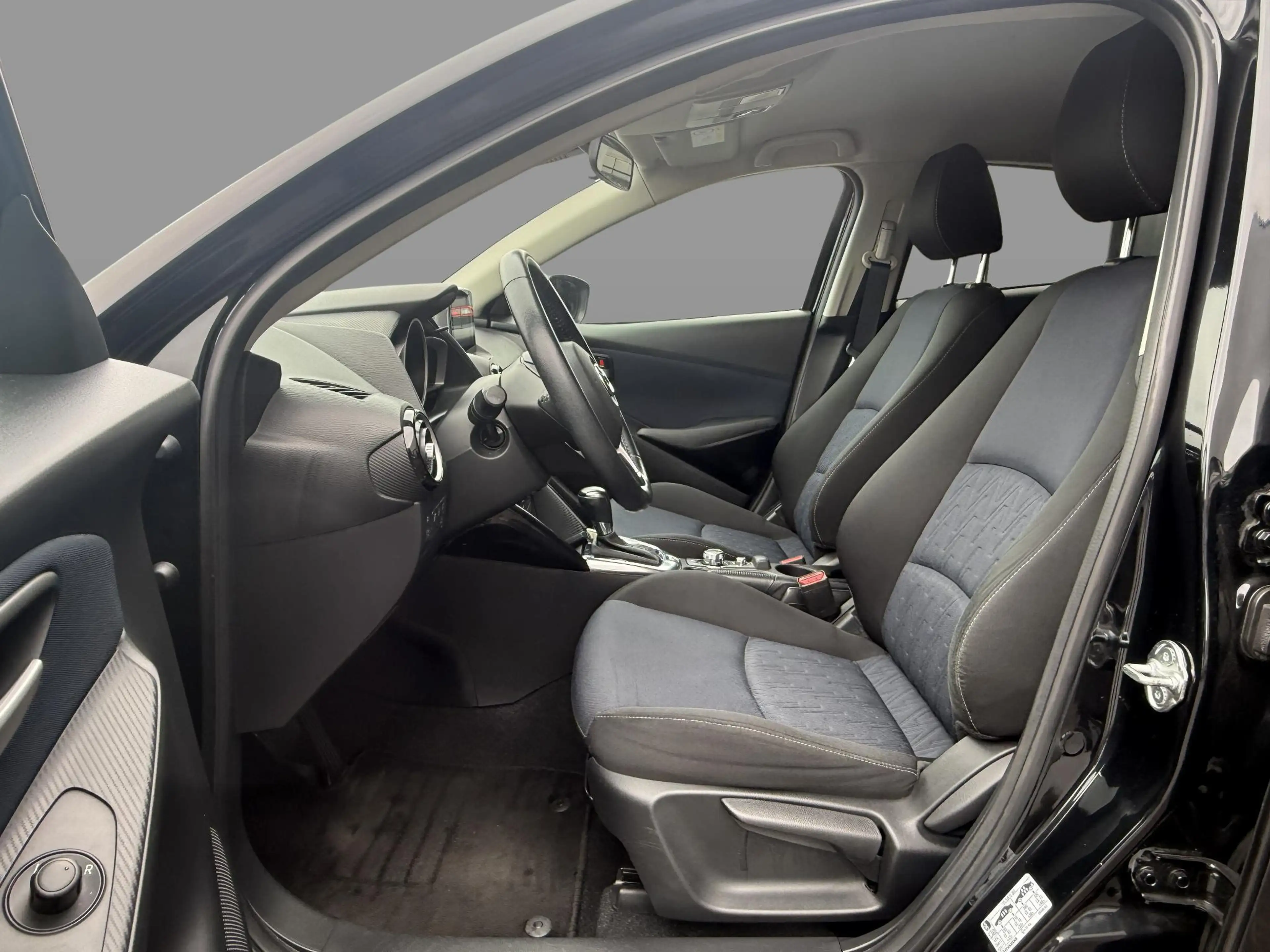 Mazda 2 1.5 Skyactiv-G TS+ / Nieuwe Beurt / Stoelverwarmin — photo 6