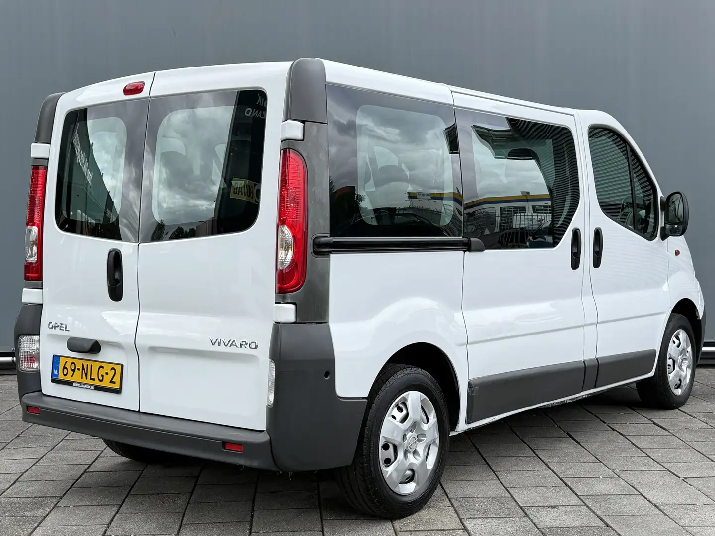 Opel Vivaro Combi BWJ 2010 | 2.0 CDTI L1H1 9 PERSOONS NWE APK Белый - 2