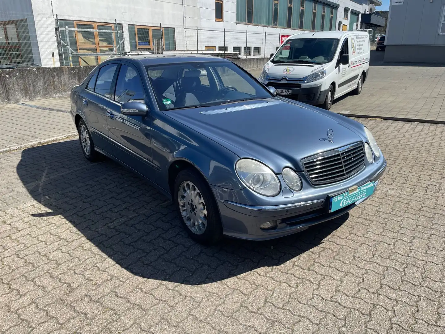 Mercedes-Benz E 350 E -Klasse Lim. E 350 Niebieski - 1