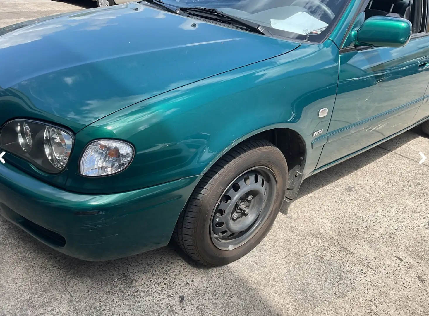 Toyota Corolla 1.4i VVT-i 16v Linea Luna Verde - 2