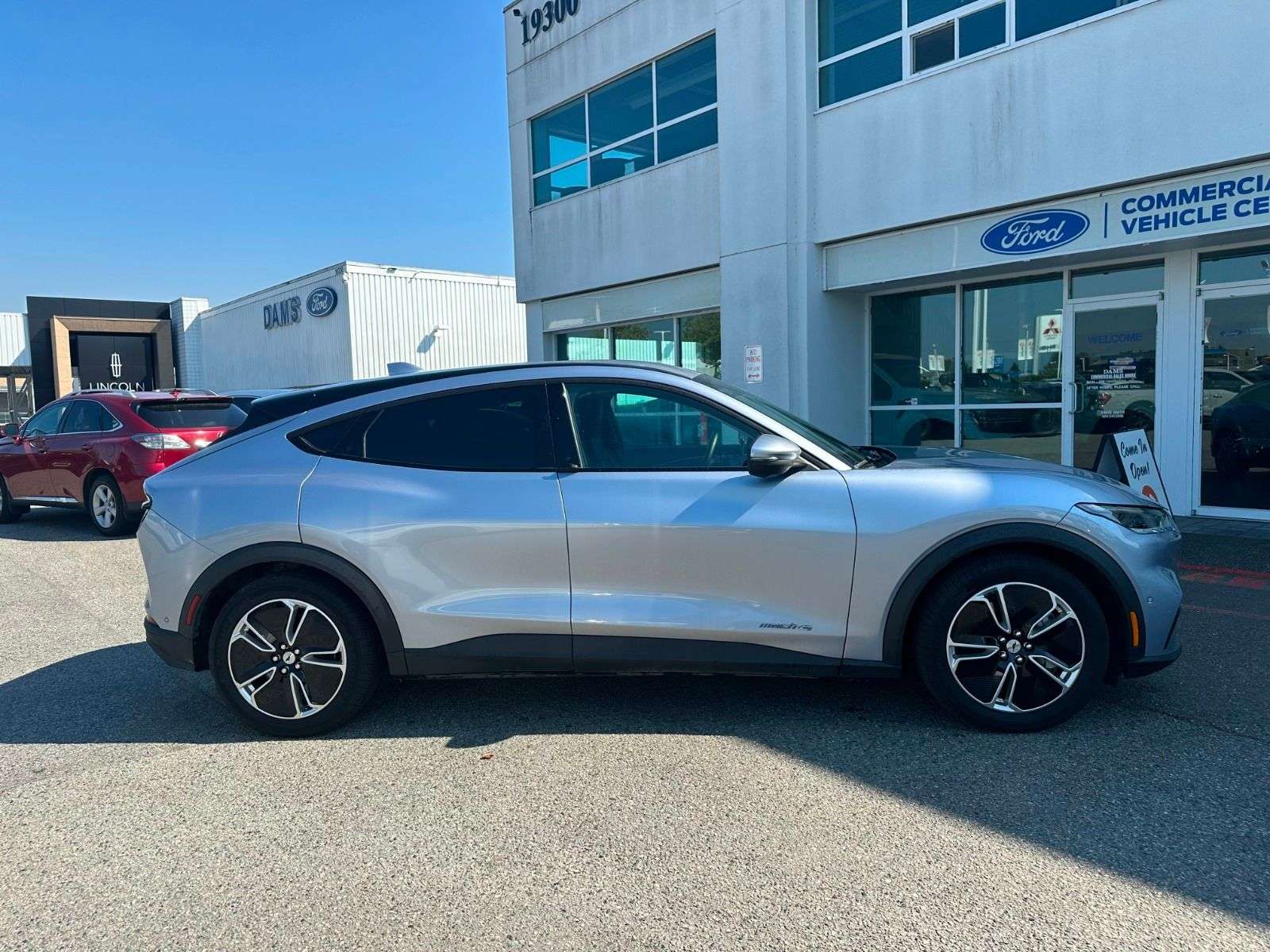 2022 Ford Mustang Mach-E Select AWD — снимка 1