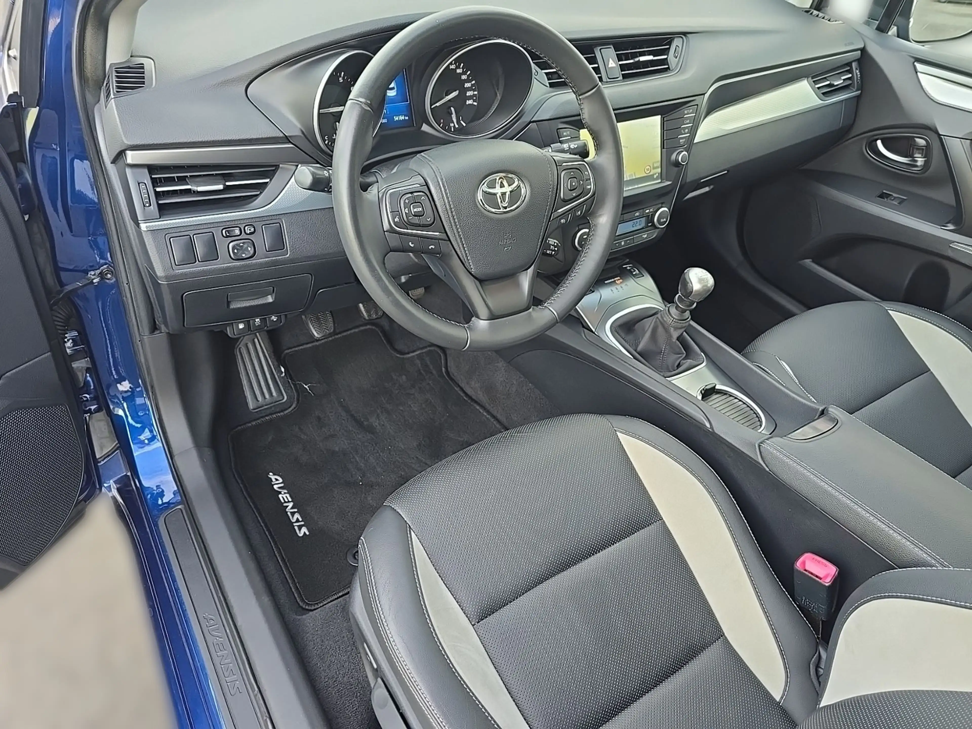 Toyota Avensis 1.8 Edition TS Leder*Pano*LED — photo 8