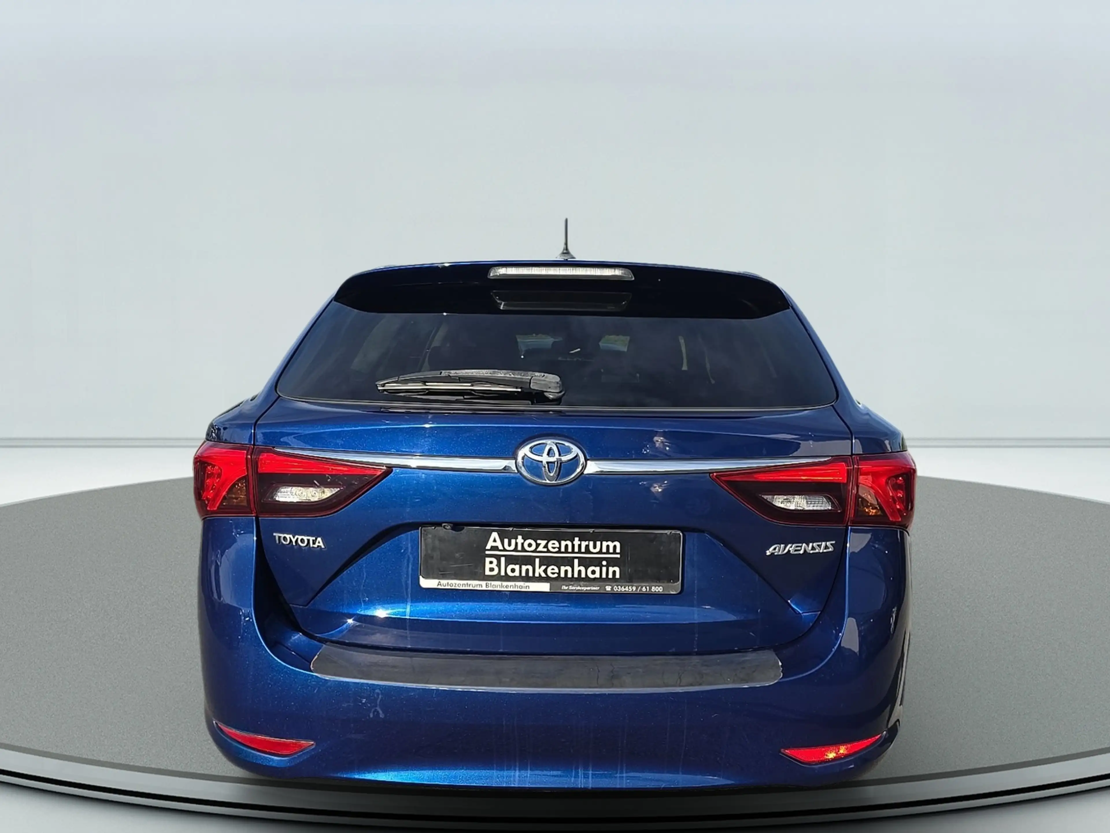 Toyota Avensis 1.8 Edition TS Leder*Pano*LED — photo 6