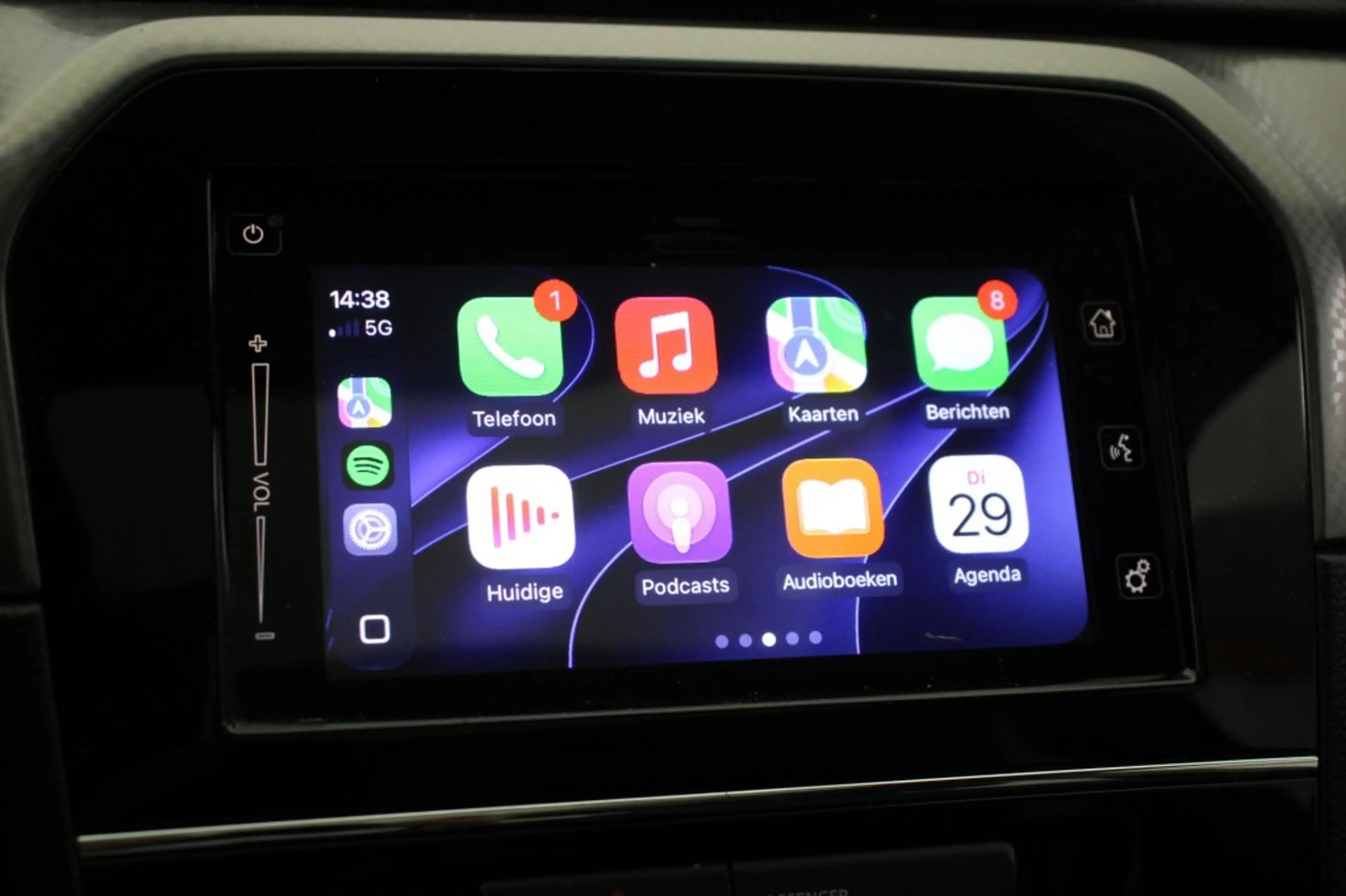 Suzuki Vitara 1.6 High Executive - Panorama, Carplay, Camera, Ad — photo 6