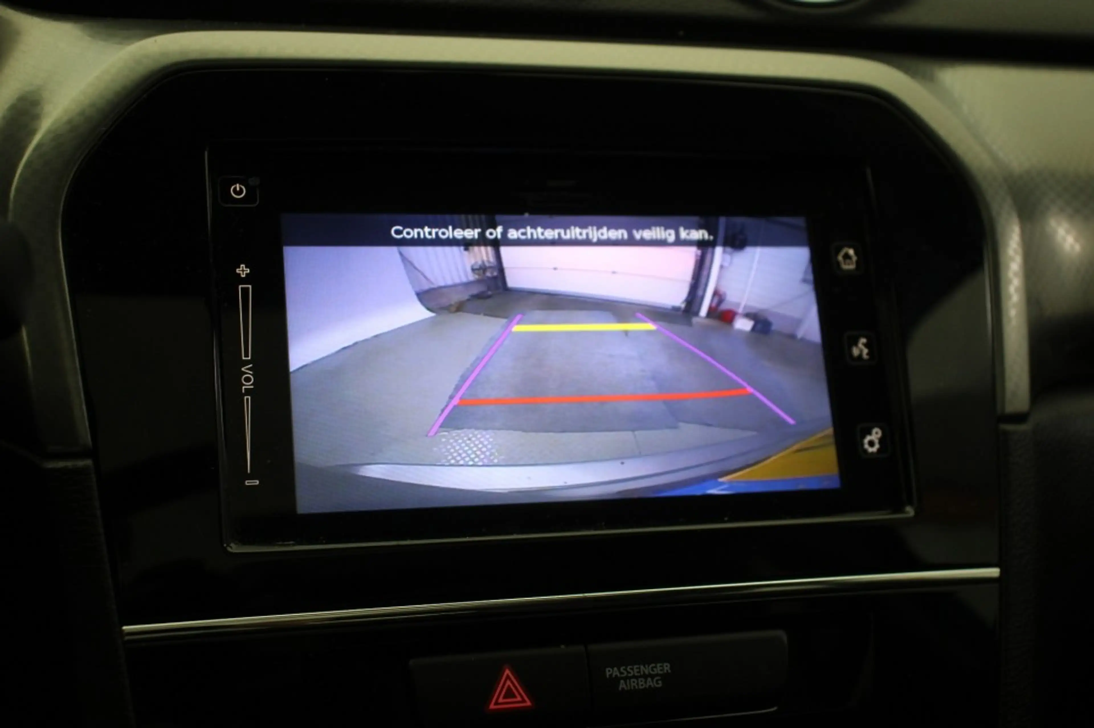 Suzuki Vitara 1.6 High Executive - Panorama, Carplay, Camera, Ad — photo 7