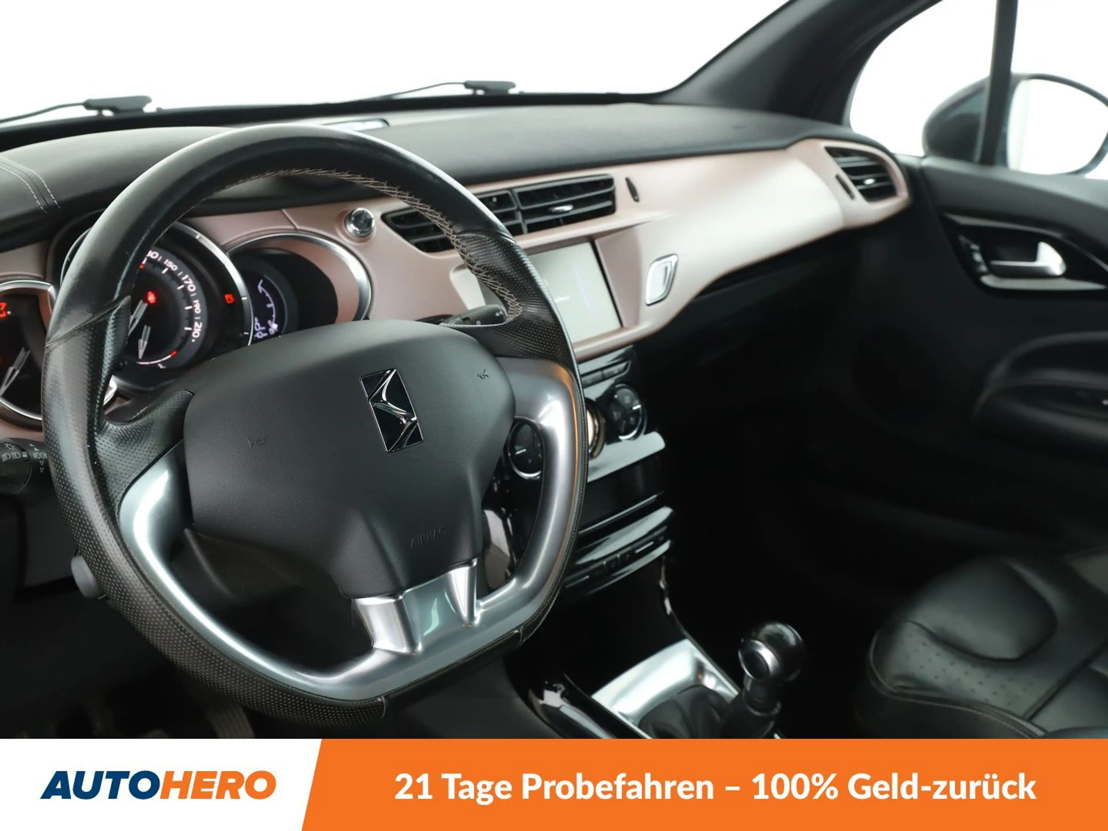 DS Automobiles DS 3 1.2 PureTech GIVENCHY Le MakeUp*TEMPO*PDC*SHZ* — photo 12
