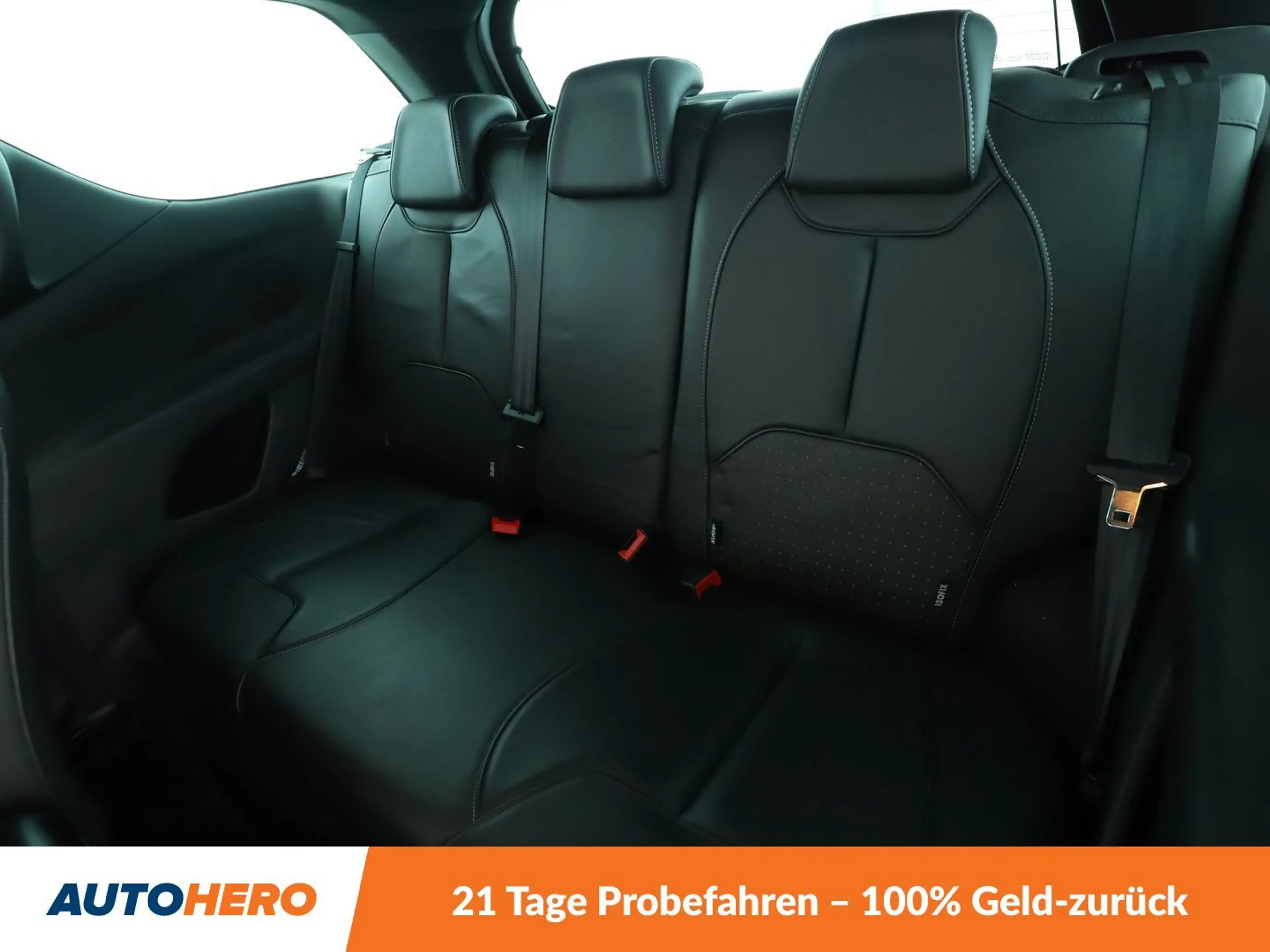 DS Automobiles DS 3 1.2 PureTech GIVENCHY Le MakeUp*TEMPO*PDC*SHZ* — photo 15