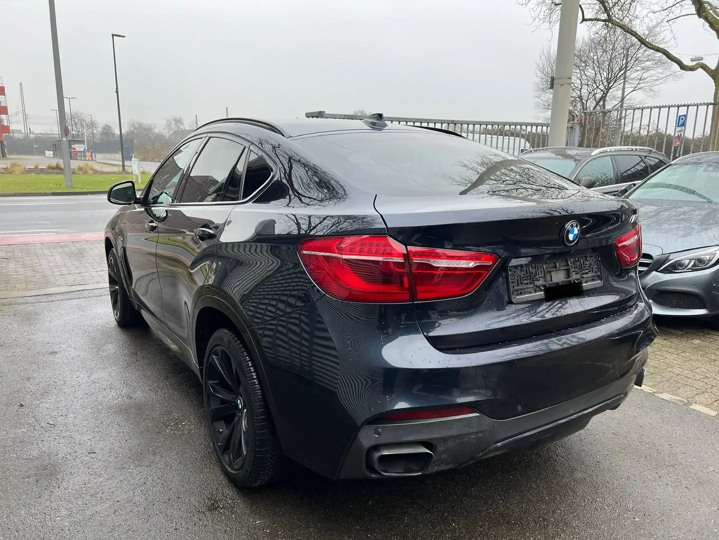 BMW X6 xDrive 30dM-Sport Paket Panorama LED Noir - 2