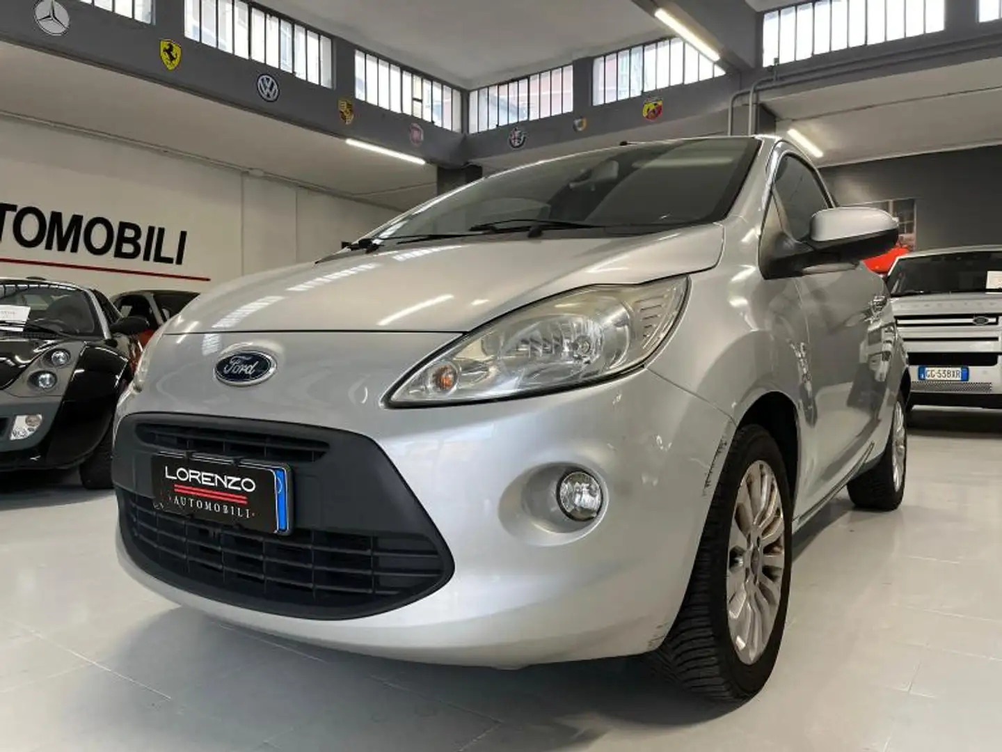 Ford Ka/Ka+ 1.2 Titanium 69cv km 77000 Gris - 1