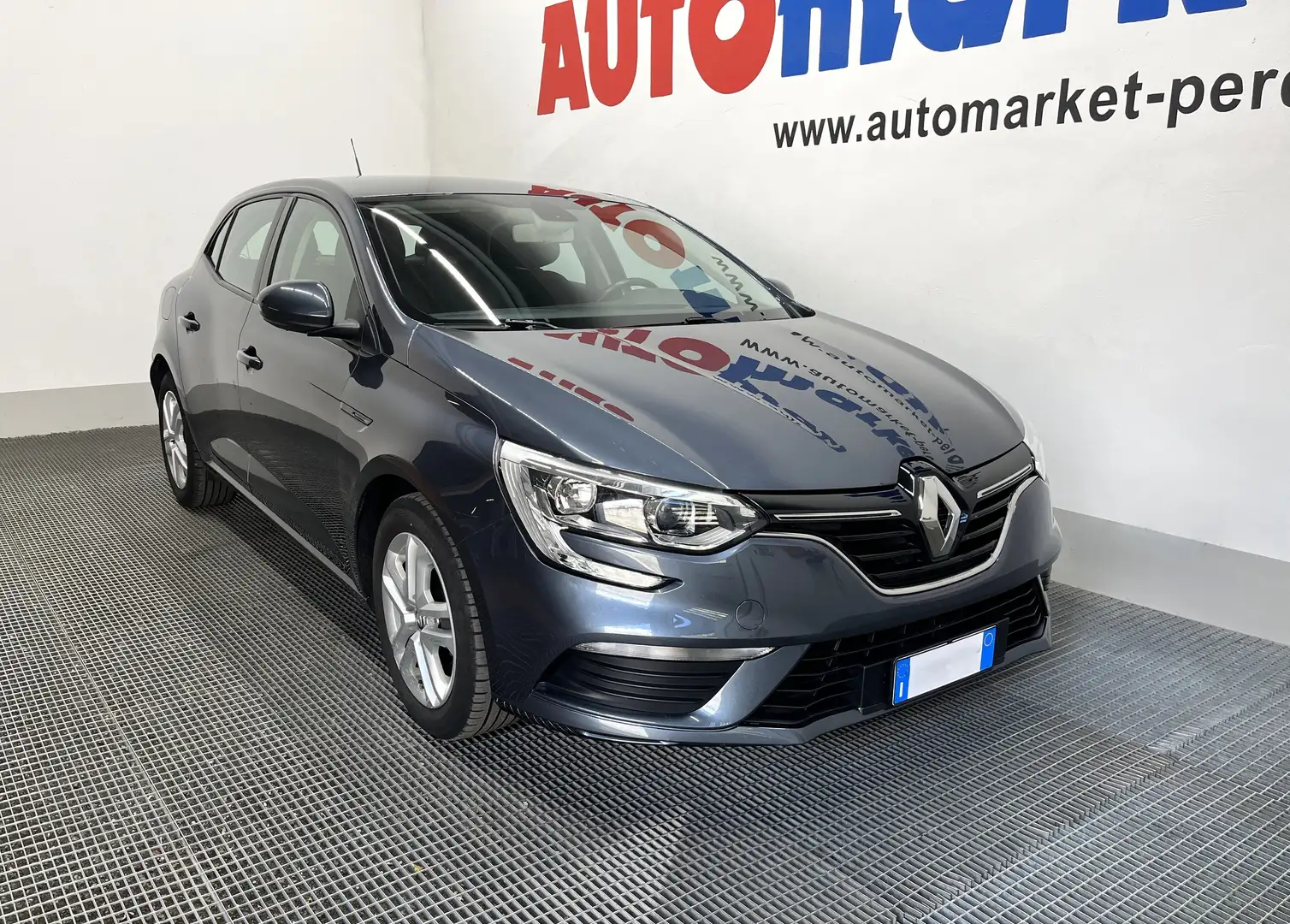 Renault Megane 1.2 tce energy Business 100cv Gris - 2