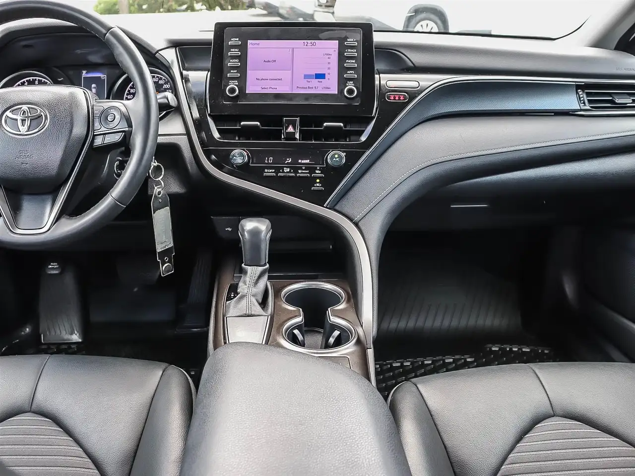Toyota Camry снимка Toyota Camry