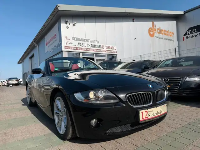 BMW Z4 Roadster 2.2i Leder Rot