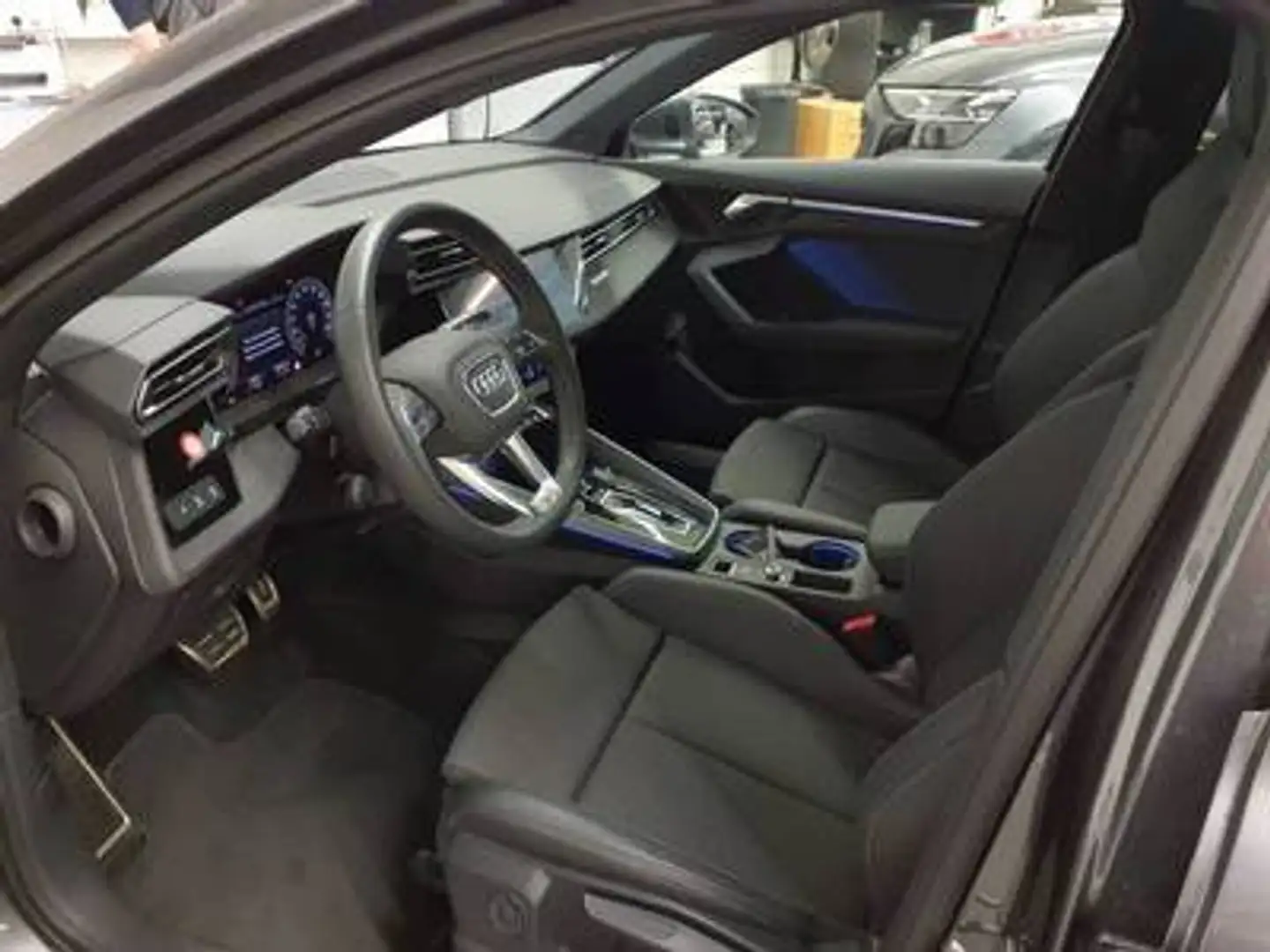 Audi A3 35 TFSI 2x S LINE LM19 SONOS ASSIST Grau - 2