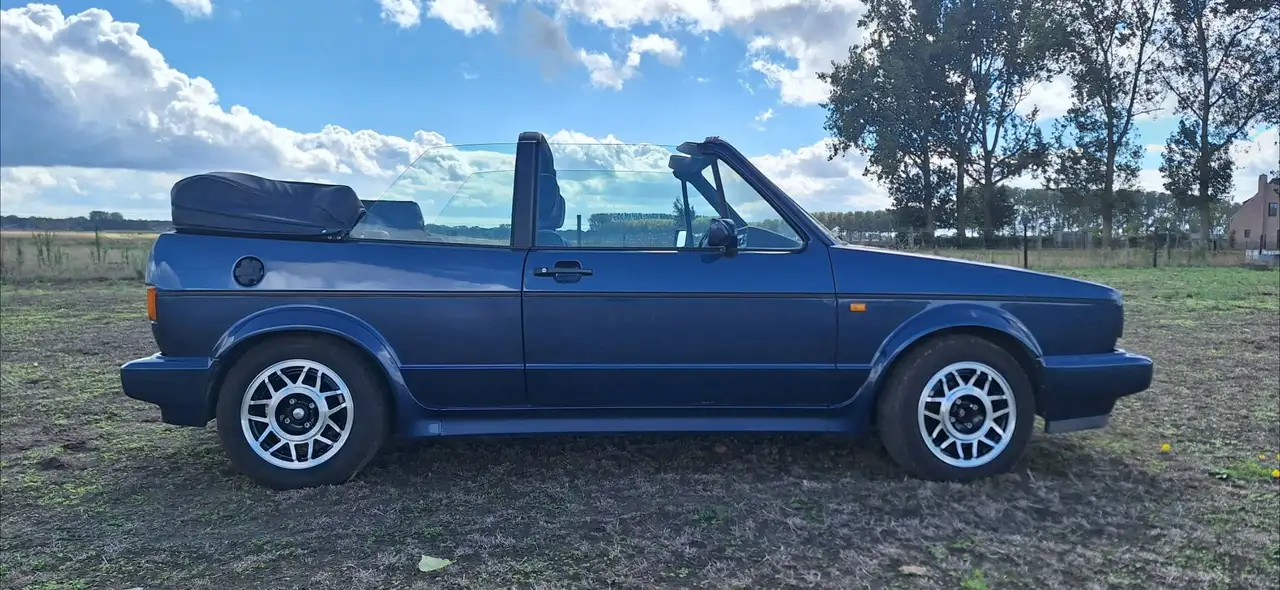 Volkswagen Golf Cabriolet 1.8, foto 2