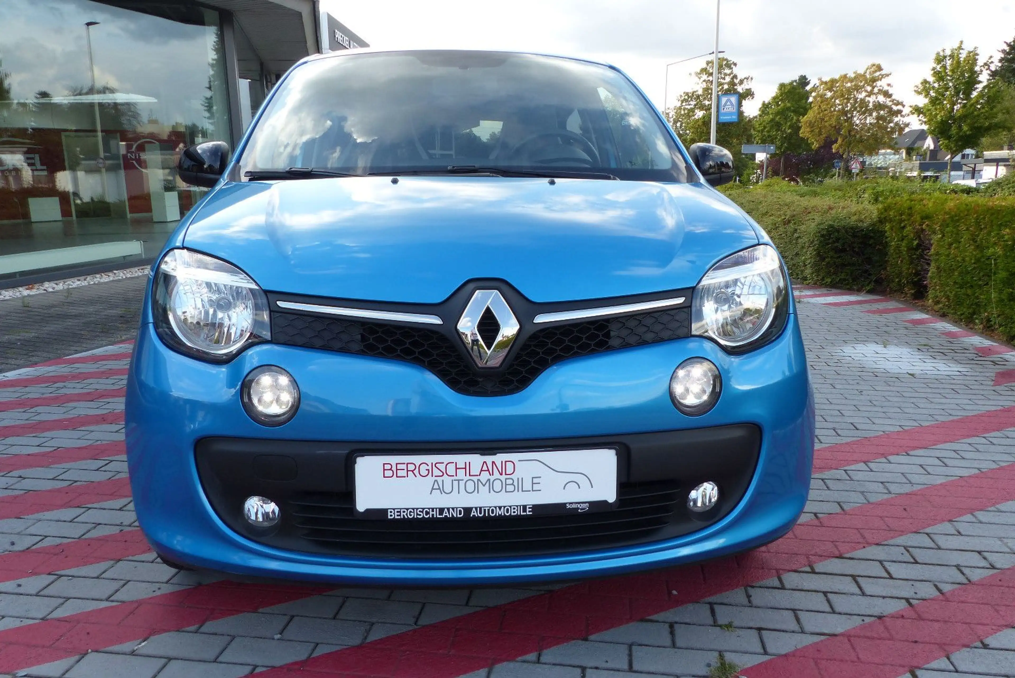 Renault Twingo Limited, Klima, Tempomat, PDC — photo 7
