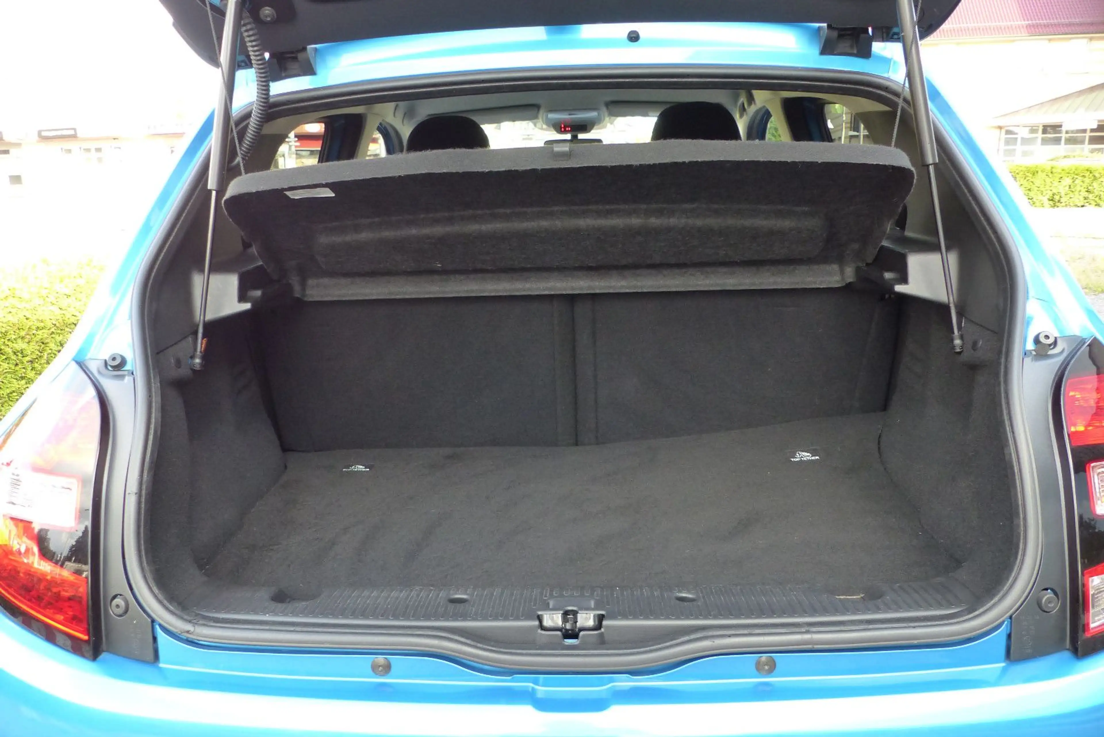 Renault Twingo Limited, Klima, Tempomat, PDC — photo 13