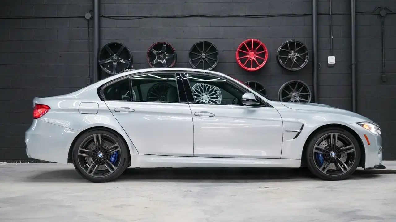BMW M3 снимка BMW M3