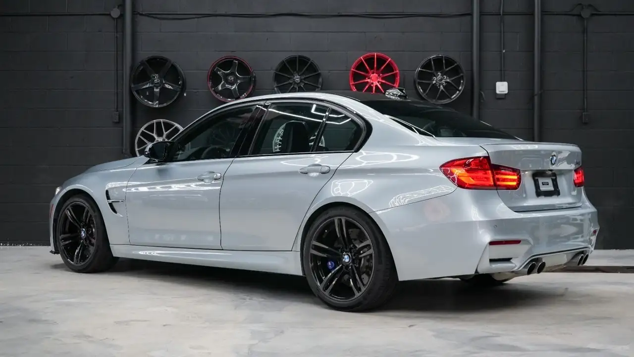 BMW M3 снимка BMW M3