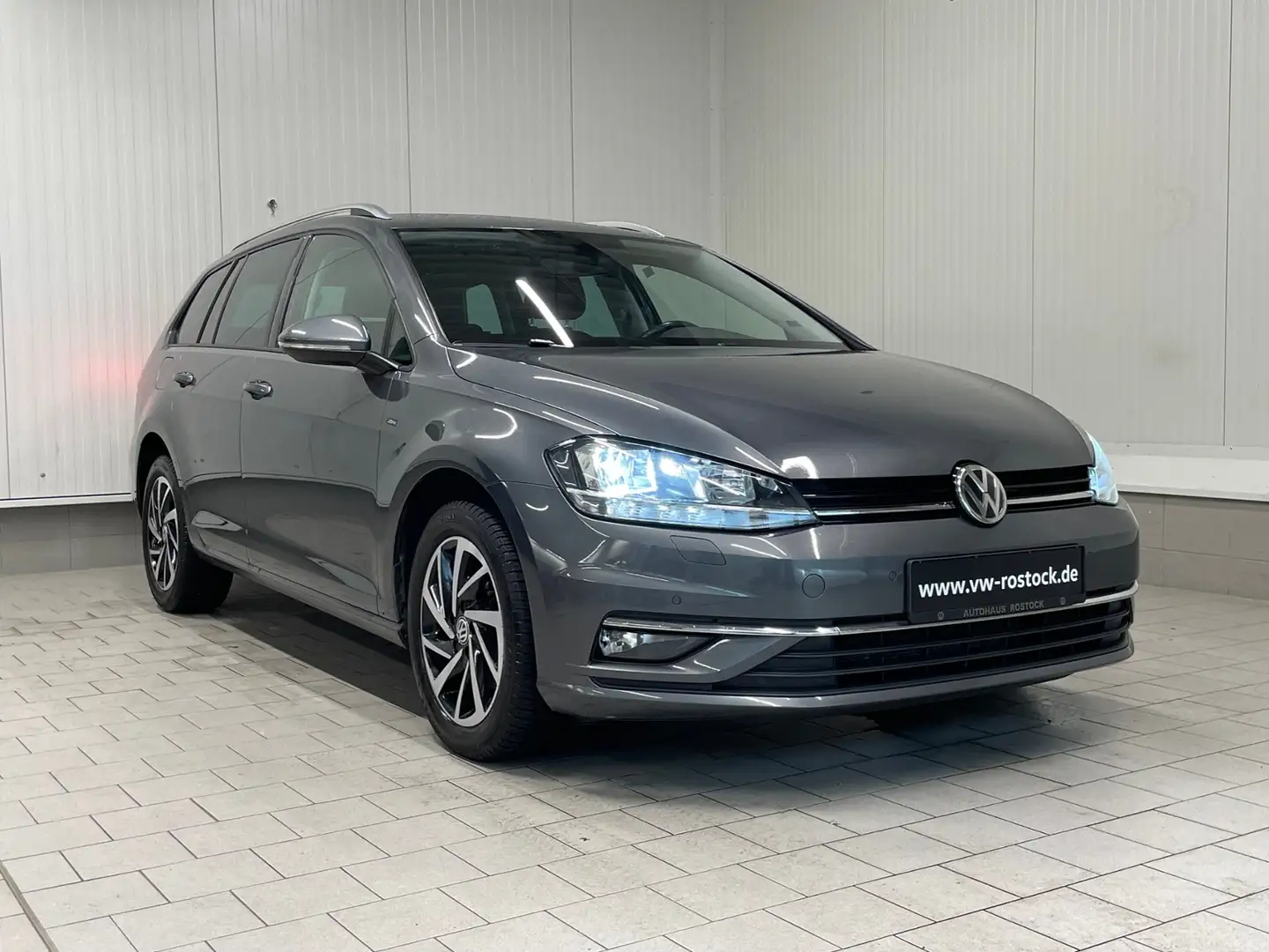 Volkswagen Golf Variant VII Variant Join 1.6 TDI DSG NAVI APP PDC SHZ Grau - 2