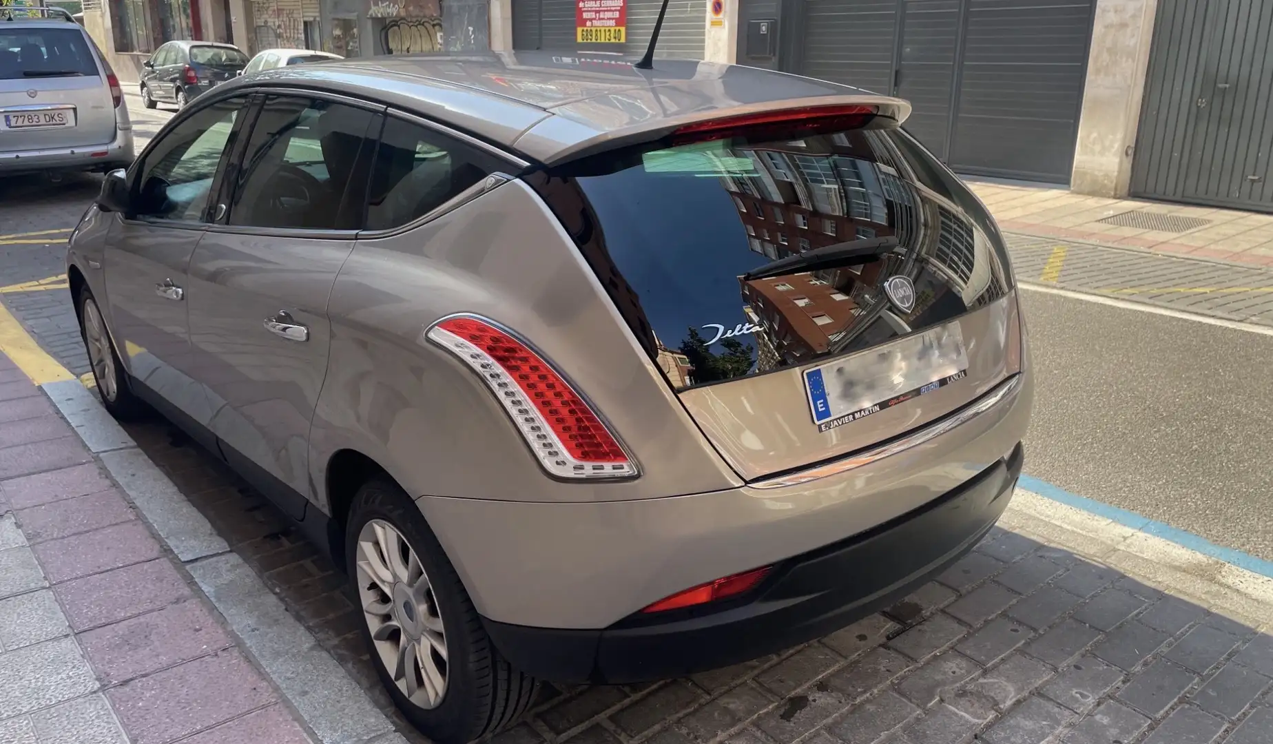 Lancia Delta 1.6Mjet Oro Beige - 2
