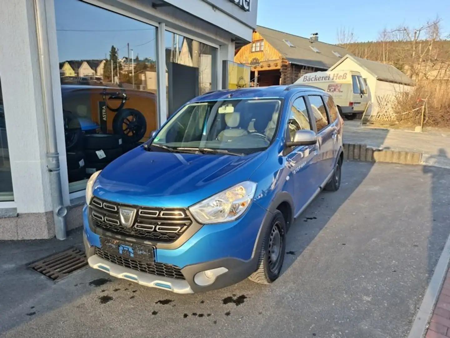 Dacia Lodgy Stepway Celebration Azul - 2